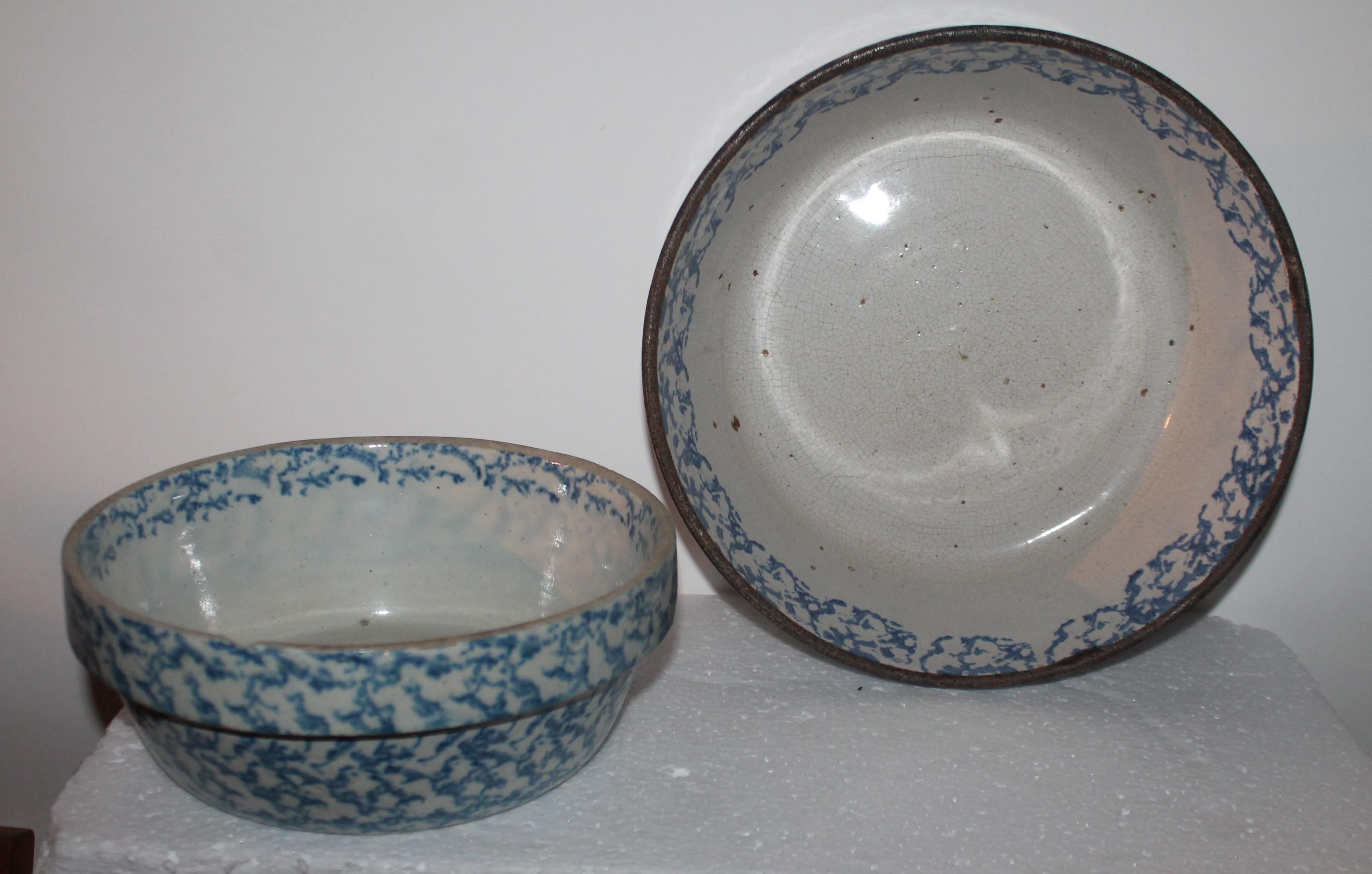 These two 19th century sponge bake dishes or serving crocks are in fine condition. Great colors.

Larger bowl measures: 10.5 x 3.5

Smaller bowl measures: 9.5 x 3.25.
