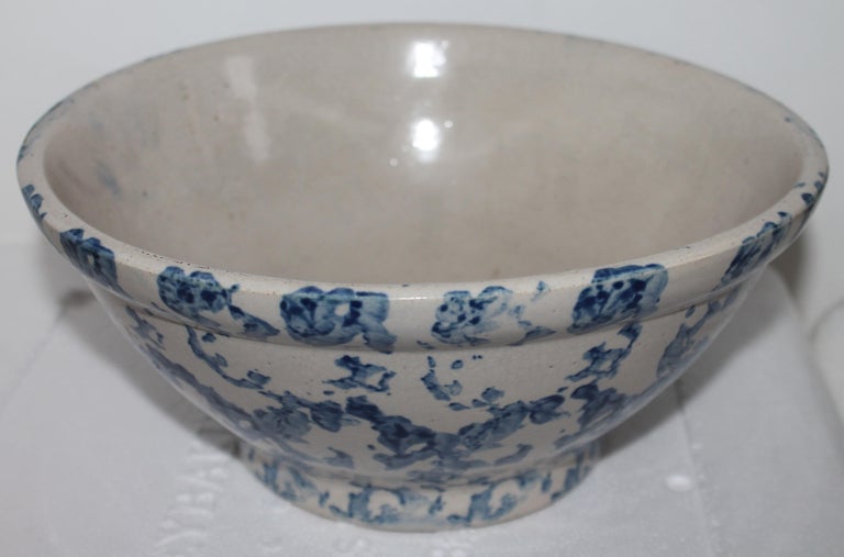 https://a.1stdibscdn.com/19thc-sponge-ware-pottery-mixing-bowls-pair-for-sale-picture-6/f_7971/f_230020021616101488648/IMG_2373_master.JPG?width=768