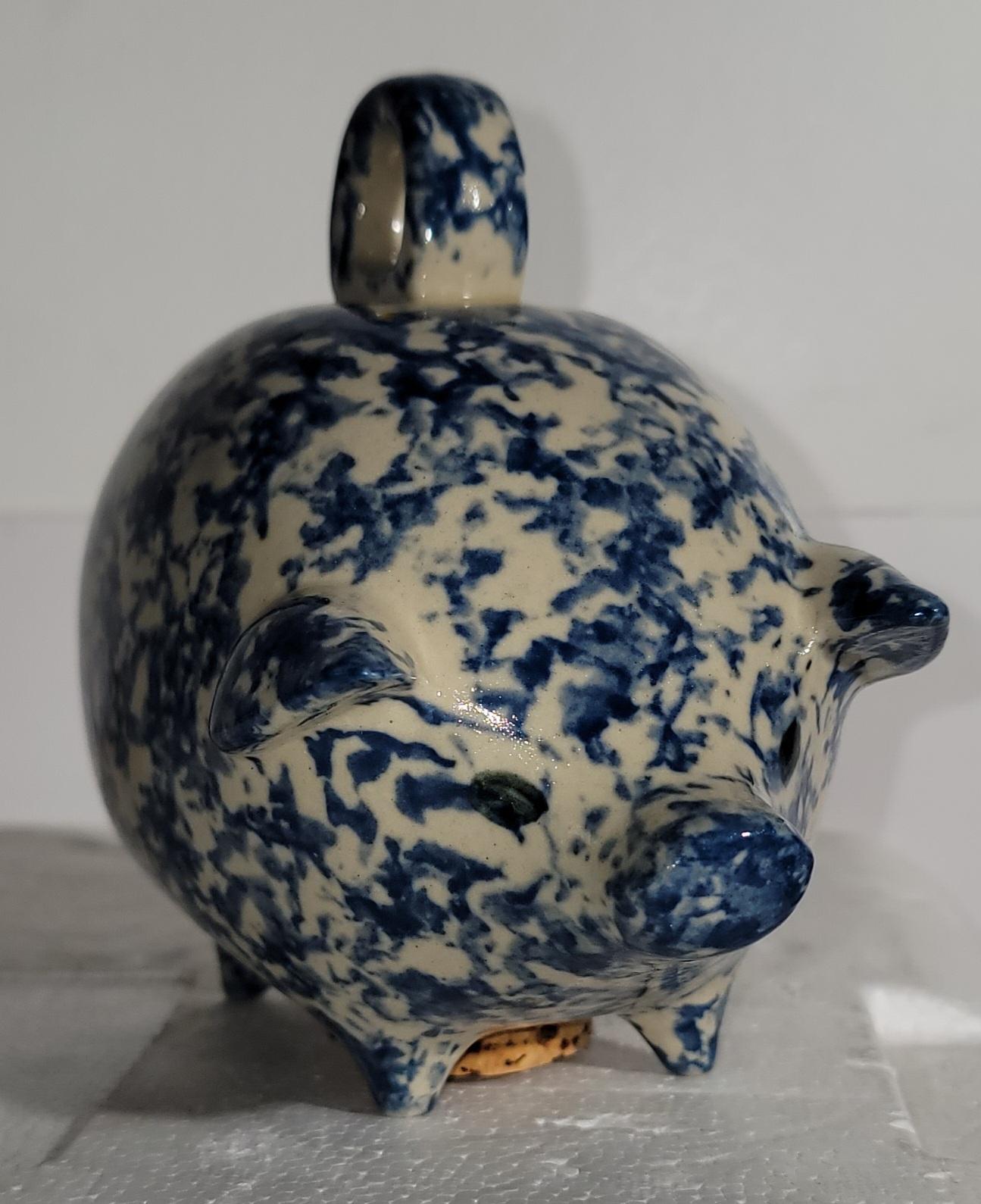 19thc Sponge Ware Pottery Piggy Bank In Good Condition In Los Angeles, CA