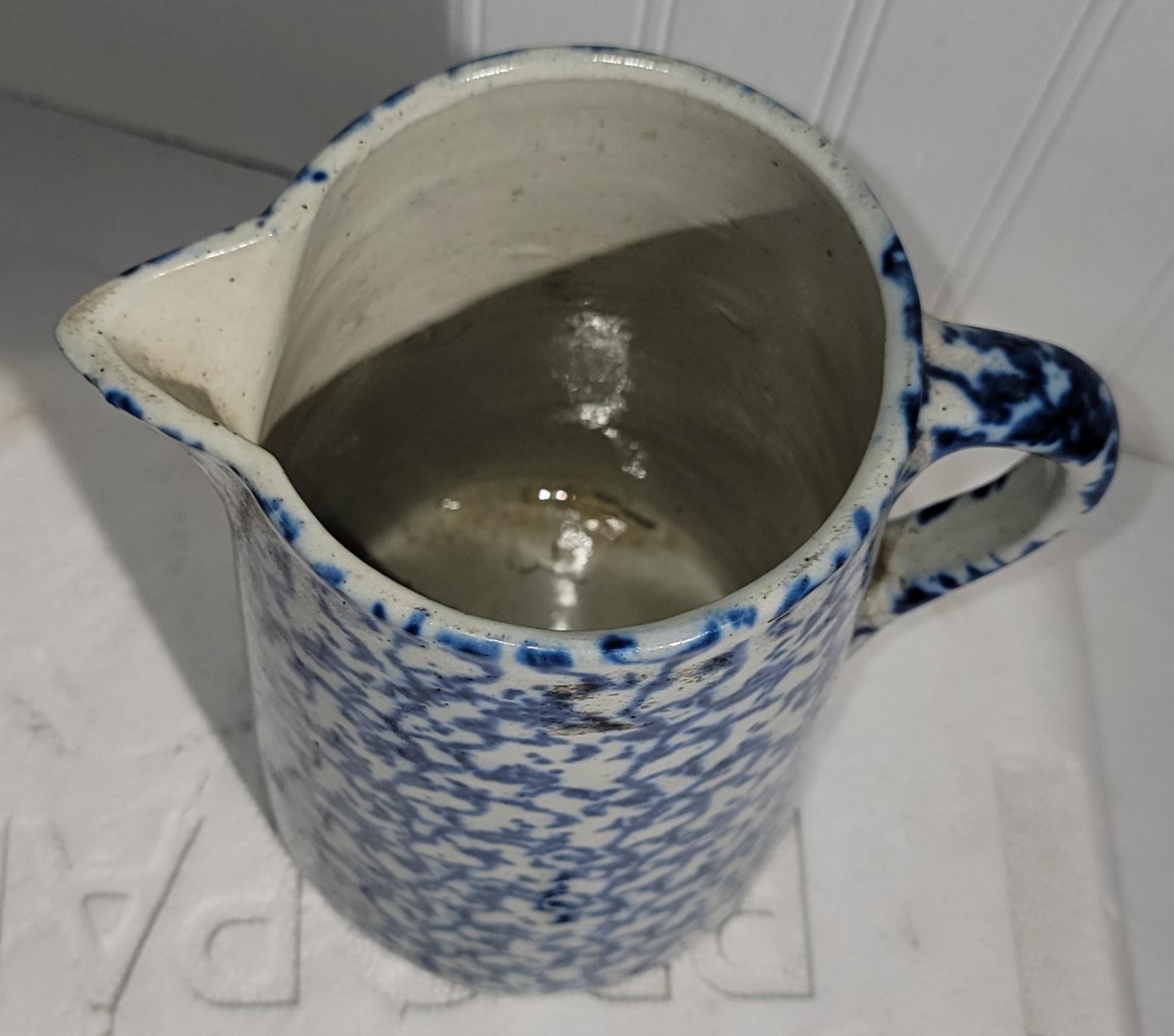 19Thc Sponge Ware Pottery Pitchers -Collection of Four For Sale 3