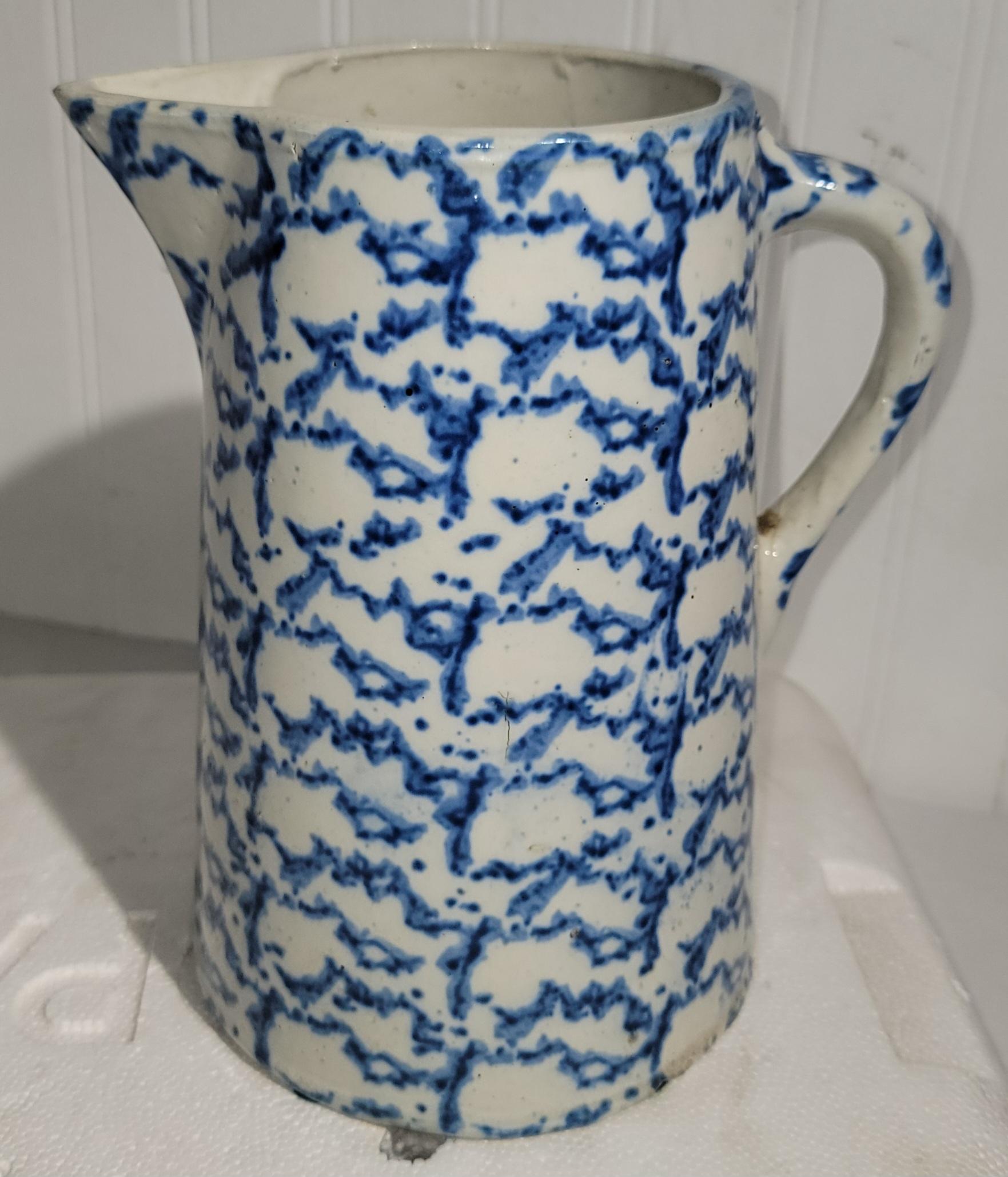 19Thc Sponge Ware Pottery Pitchers -Collection of Four For Sale 6