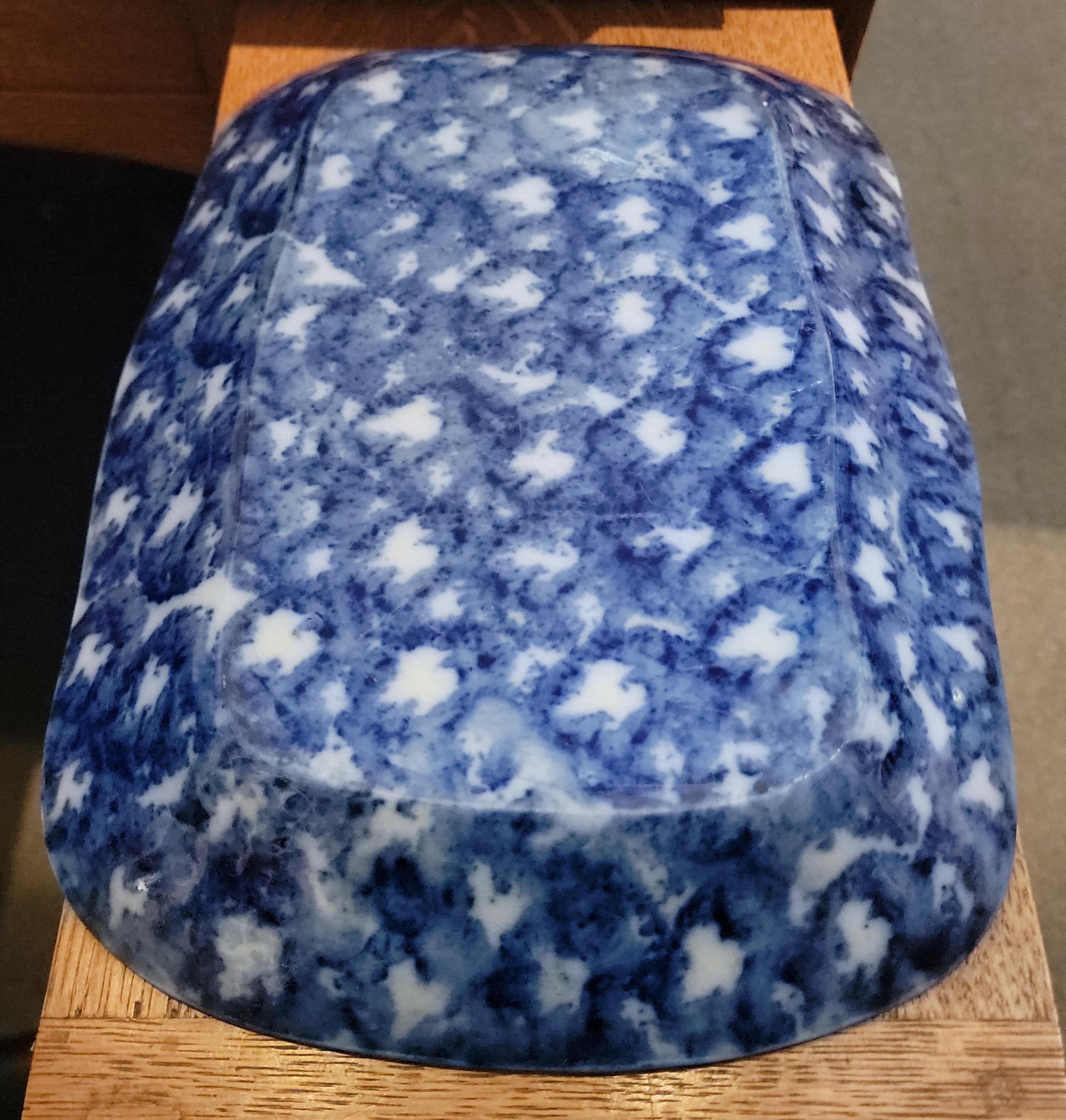 19Thc Sponge Ware Pottery Serving Platter For Sale 1