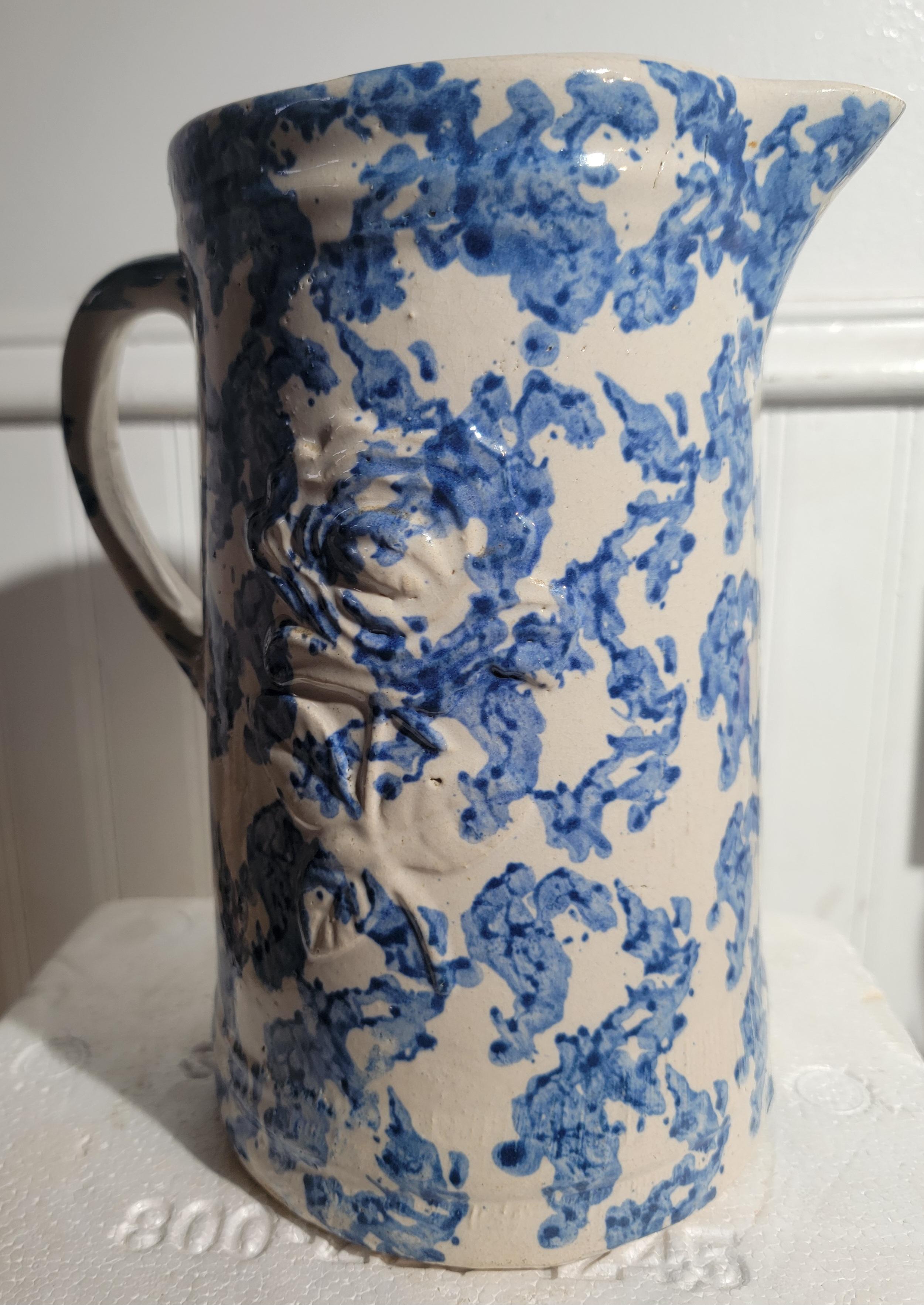 19thc Sponge Ware Smoke Ring Pitcher With Floral Design In Good Condition For Sale In Los Angeles, CA