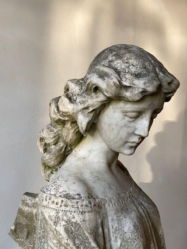 Fine XIX secolo Figura statuaria in marmo del XIX secolo in vendita
