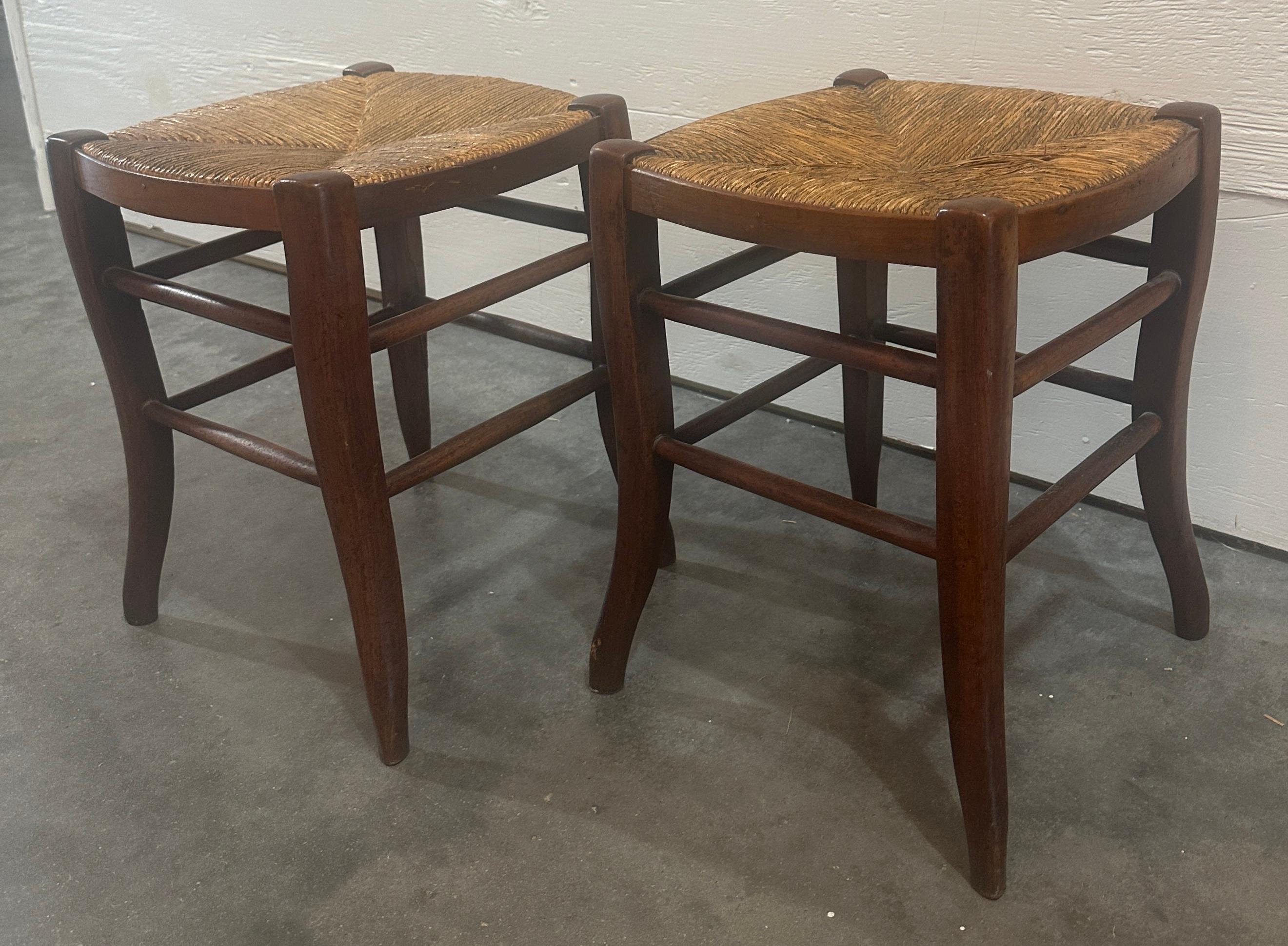 Américain Tabourets 19Thc avec sièges en jonc - Paire en vente