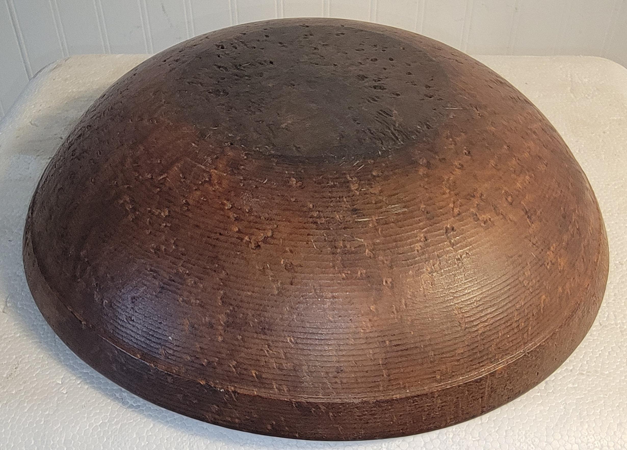 19thc Tiger Eye Maple Butter Bowl In Good Condition For Sale In Los Angeles, CA