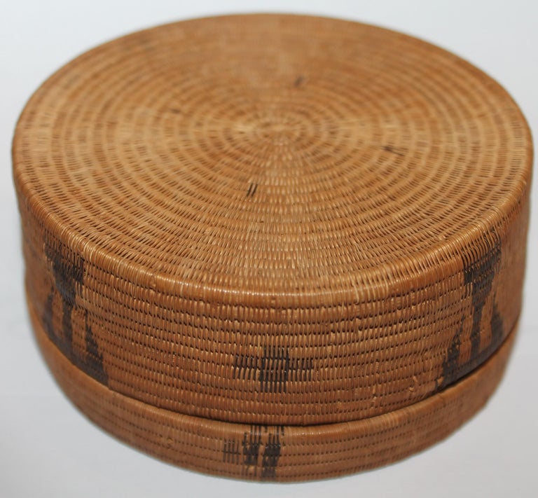 Hemp 19thc Tight Weave North West Coast Indian Basket For Sale