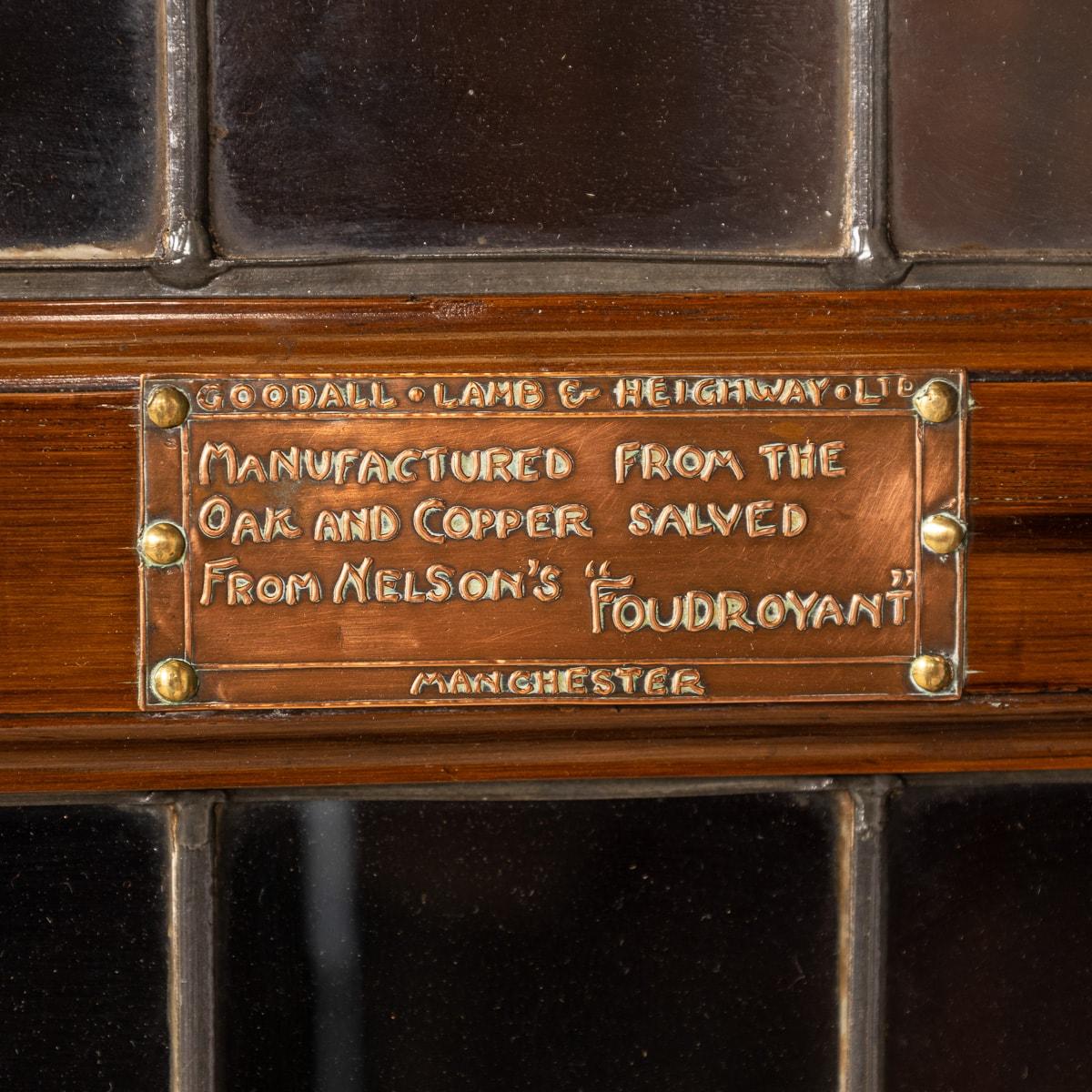 Armadietto angolare in legno del XIX secolo, Oak della HMS Foudroyant, la nave ammiraglia di Lord Nelson in vendita 13