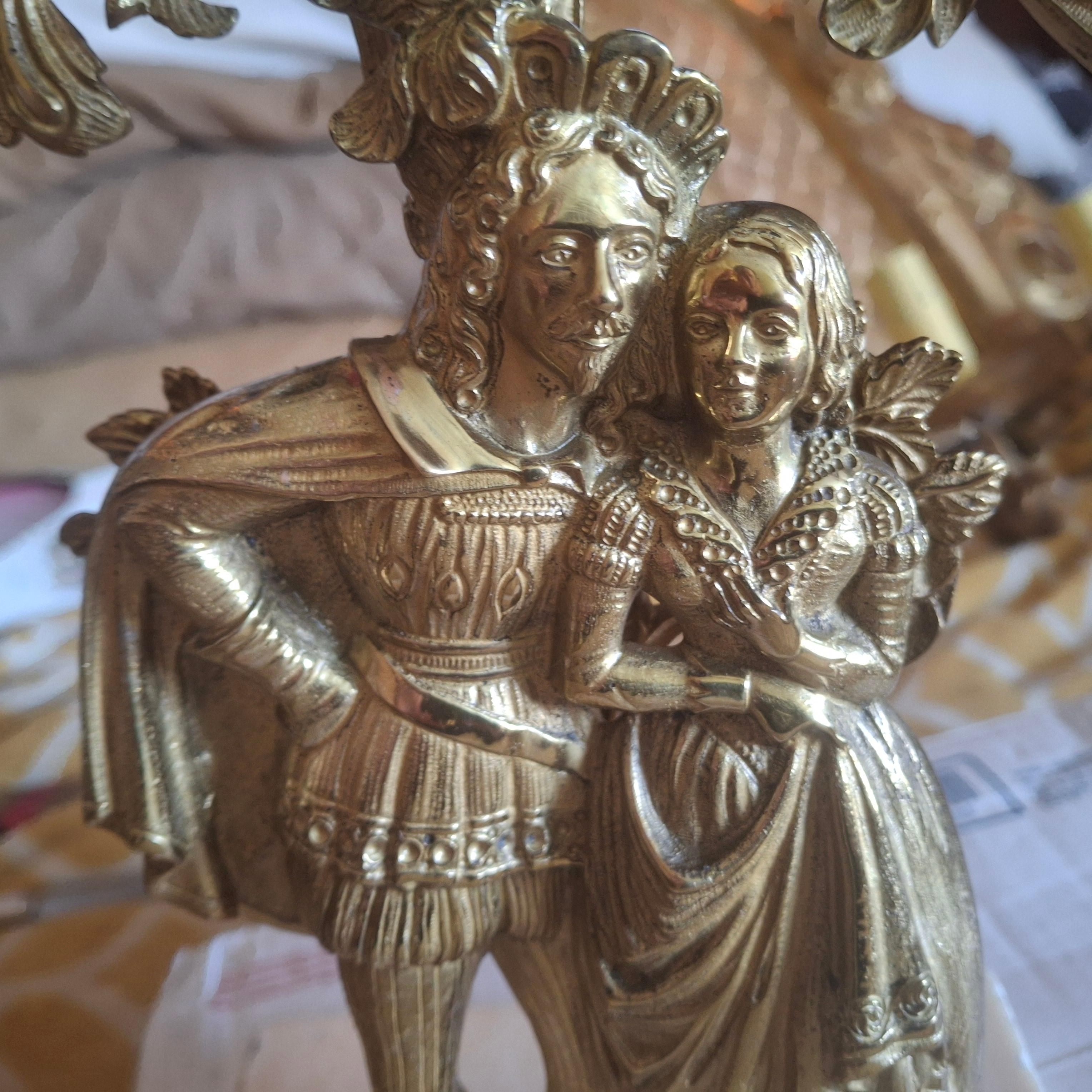 19. Jahrhundert Viktorianische vergoldete Bronze / Kristall Figural Kandelaber / Girandole im Angebot 3