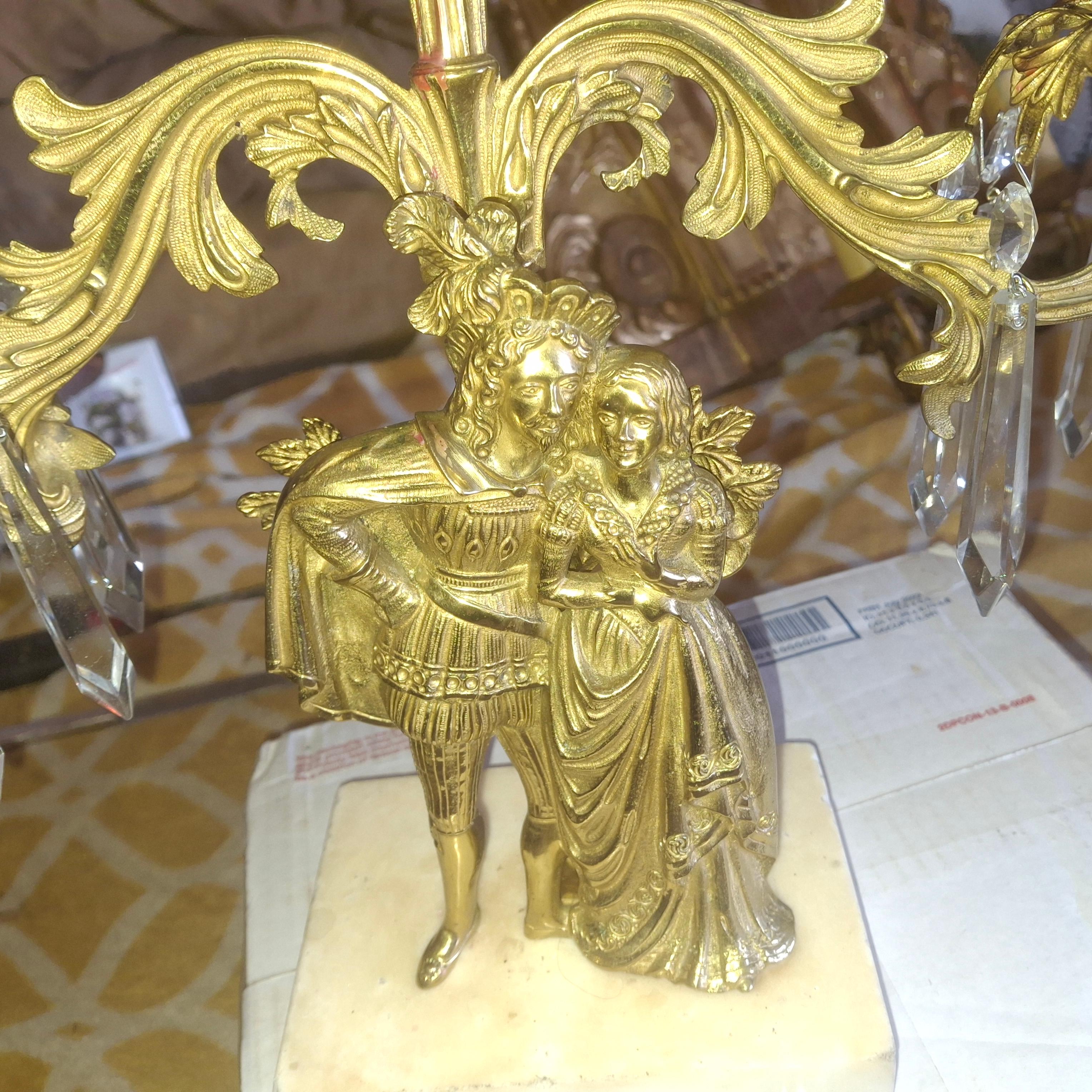 19. Jahrhundert Viktorianische vergoldete Bronze / Kristall Figural Kandelaber / Girandole (Frühviktorianisch) im Angebot