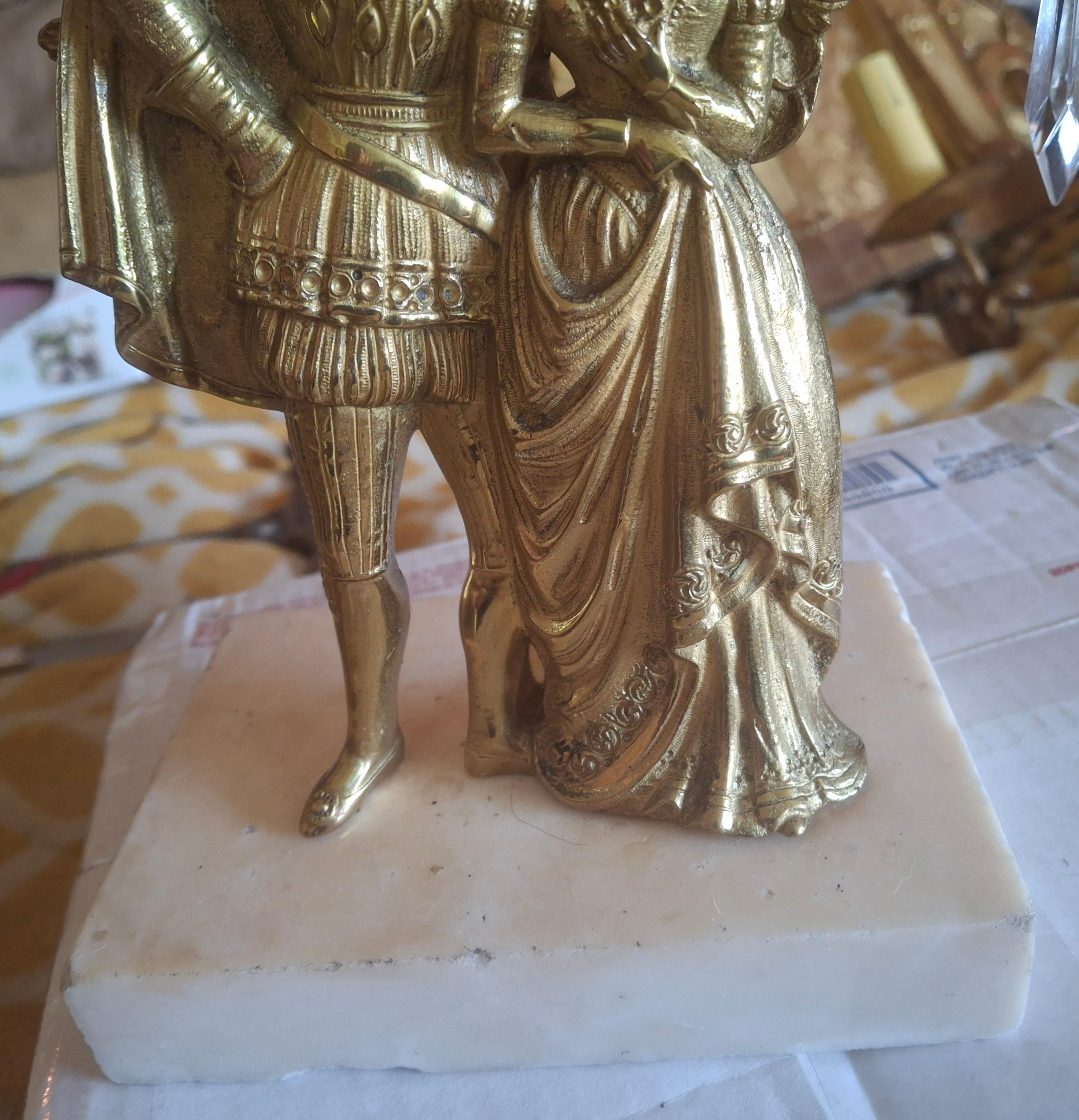 19. Jahrhundert Viktorianische vergoldete Bronze / Kristall Figural Kandelaber / Girandole (Spätes 19. Jahrhundert) im Angebot