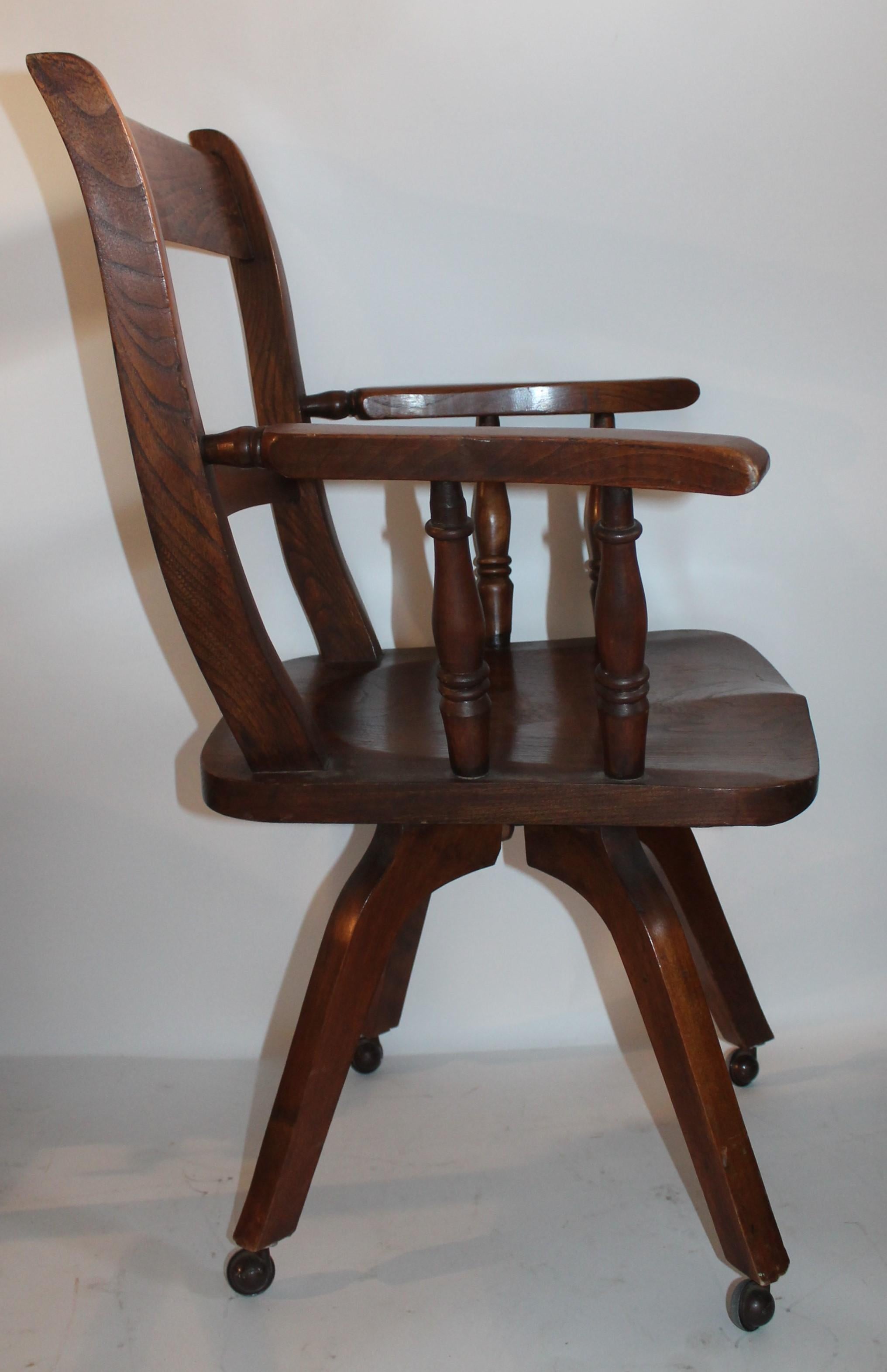 Country 19th Century Walnut Office or Computer Chair For Sale