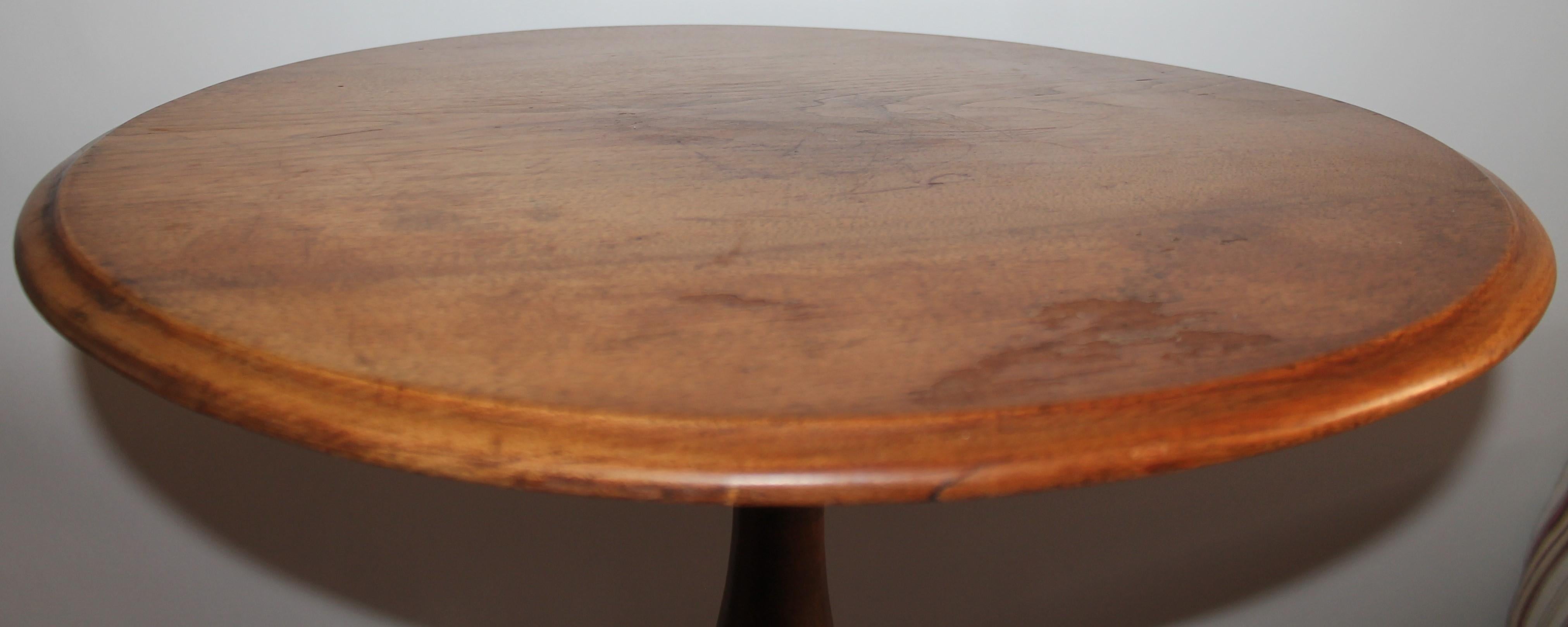 American 19thc Walnut Round Side Table
