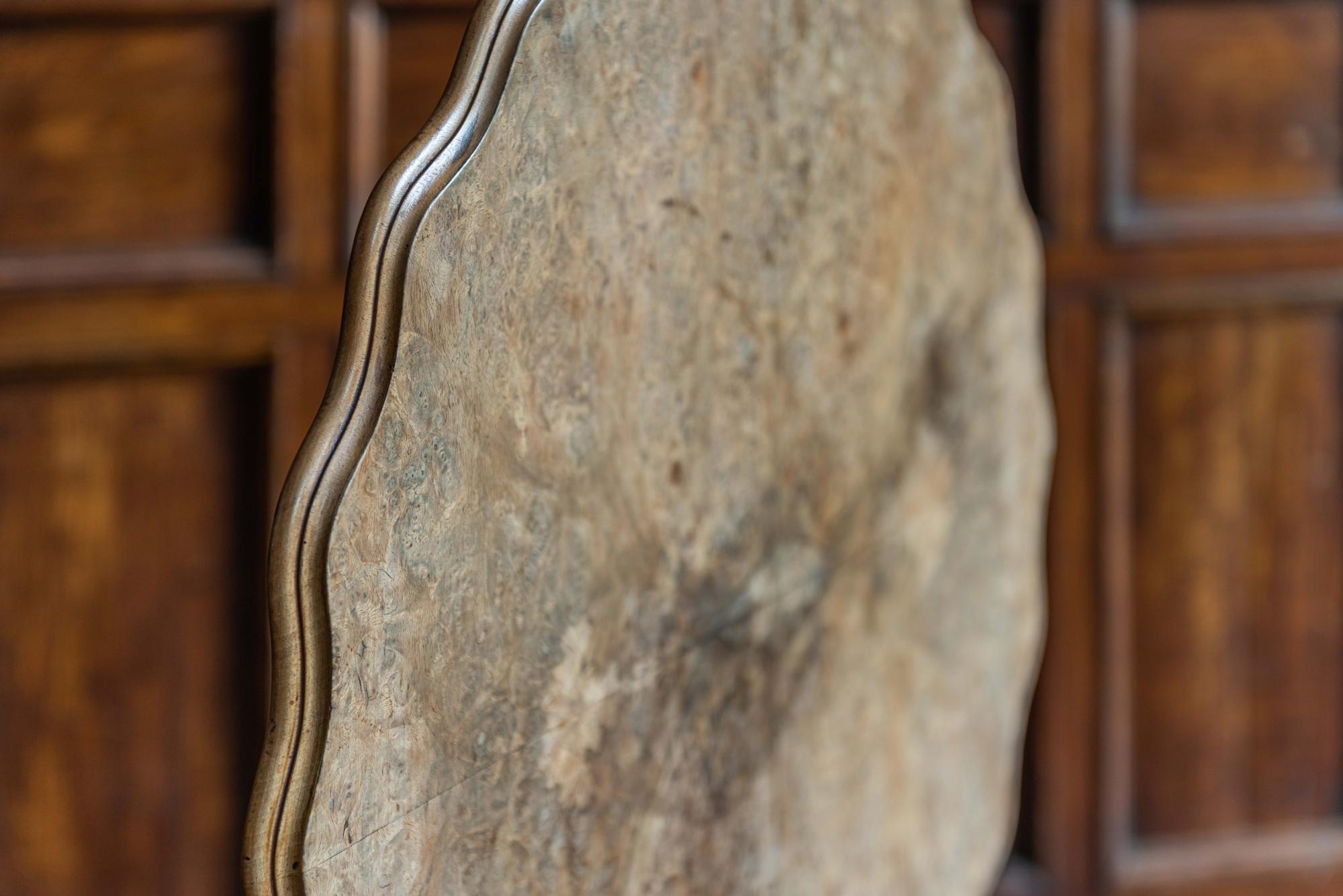 19th Century Walnut Tilt-Top Centre Table 4