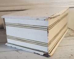 Cassetti portaoggetti "Helix Needles" verniciati di bianco 19Thc