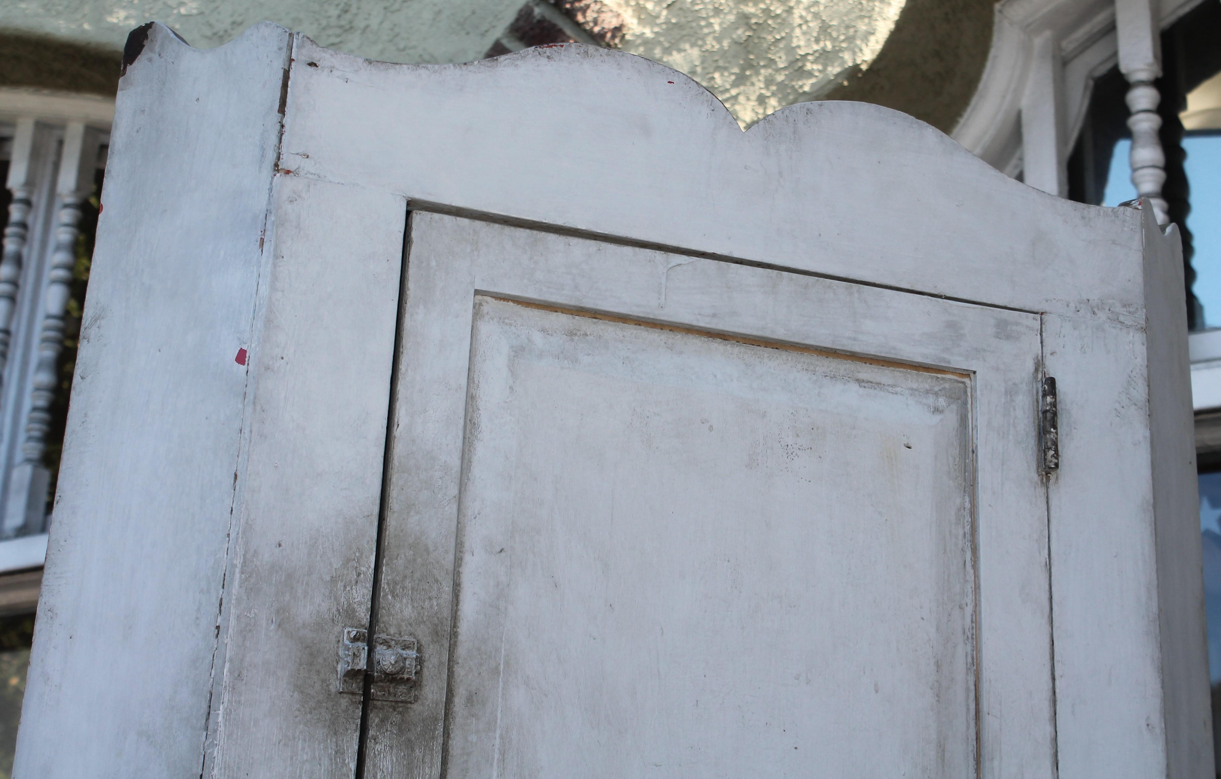 19thc White Painted Three Door Corner Cupboard For Sale at 1stDibs