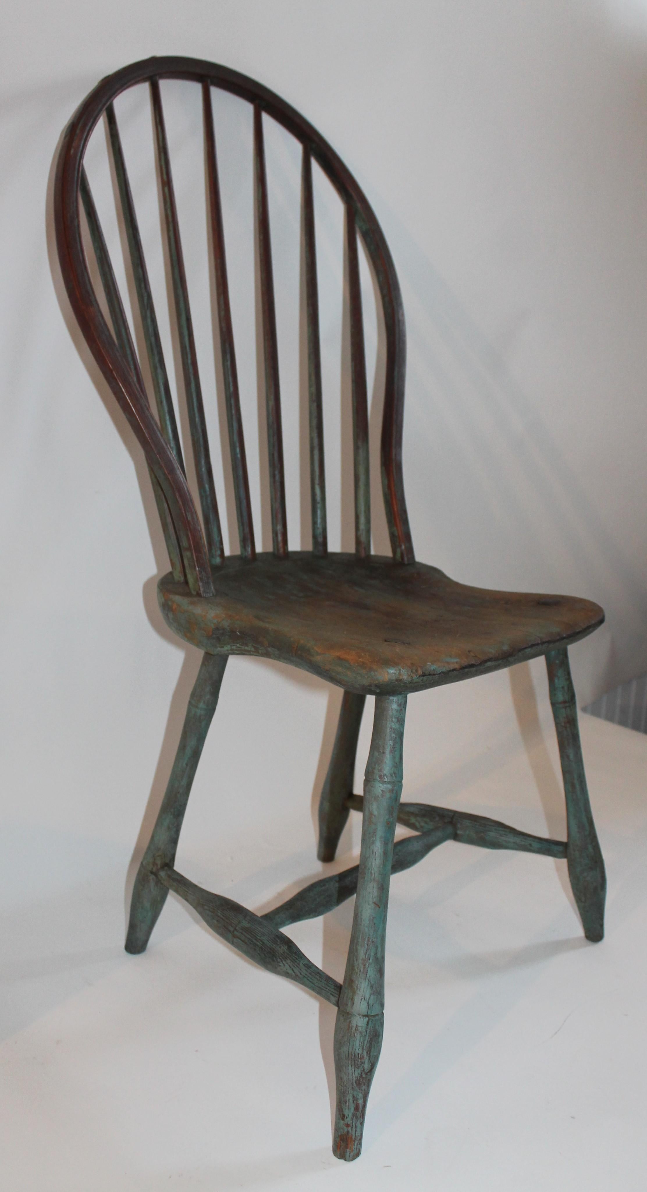 19th Century Windsor Chair Collection / 3 In Good Condition For Sale In Los Angeles, CA