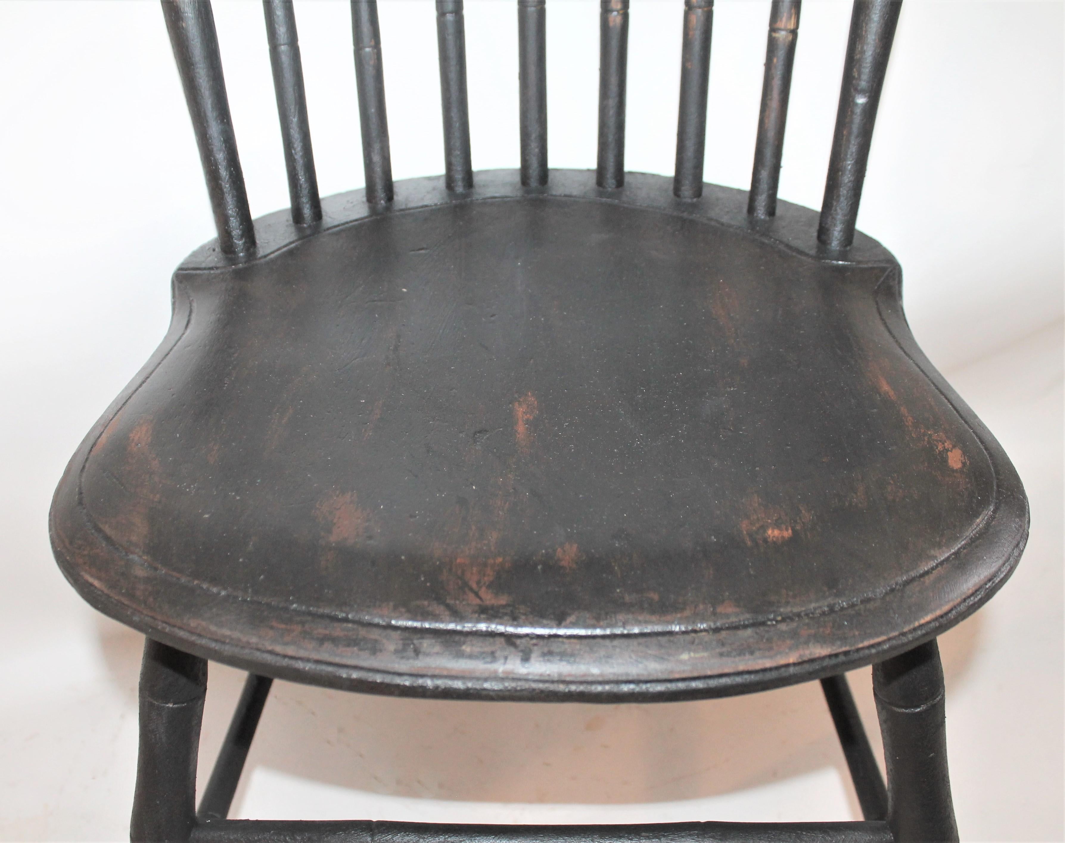 Hand-Crafted 19th Century Windsor Chairs in Black Painted Surface, Pair