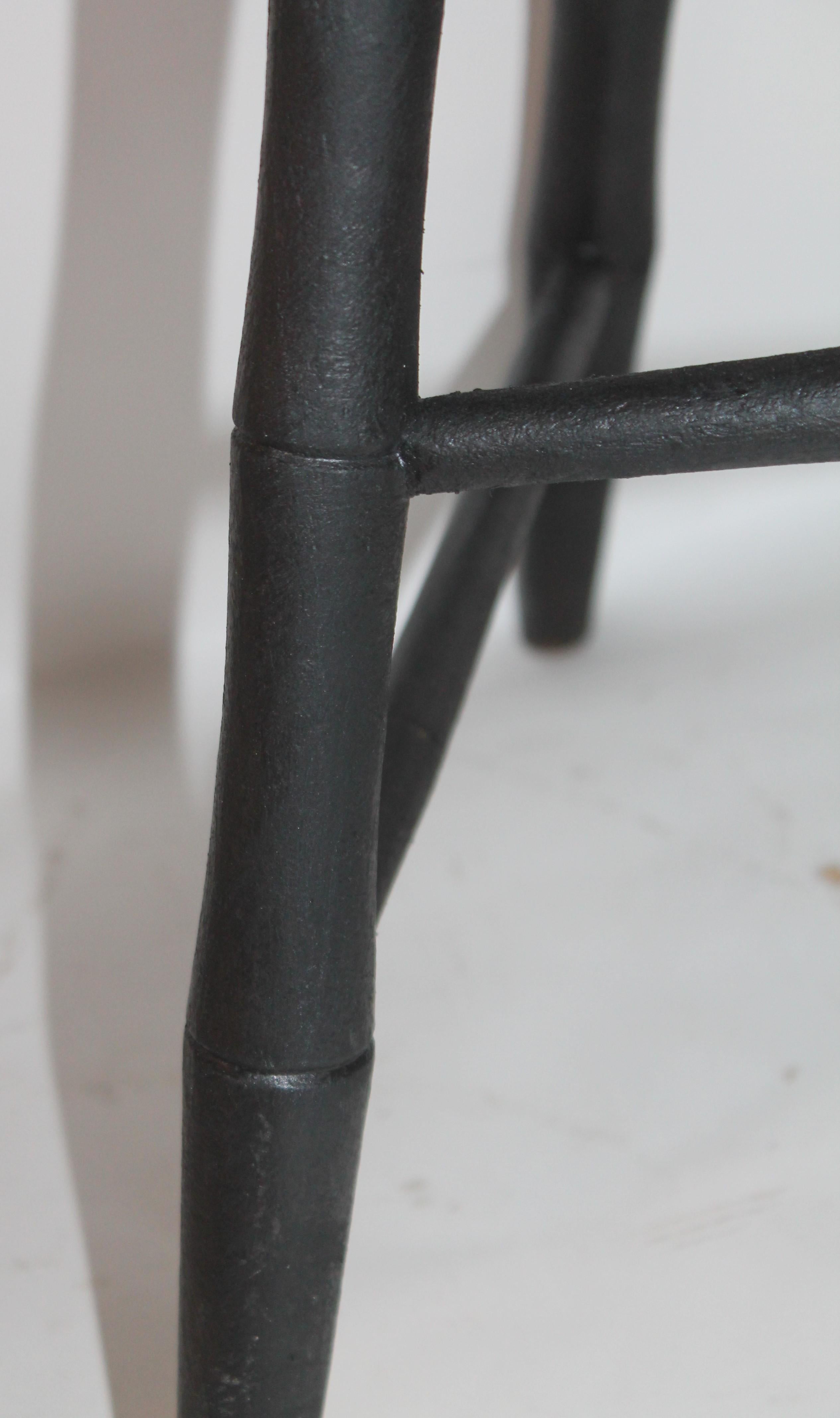 19th Century Windsor Chairs in Black Painted Surface, Pair In Good Condition In Los Angeles, CA
