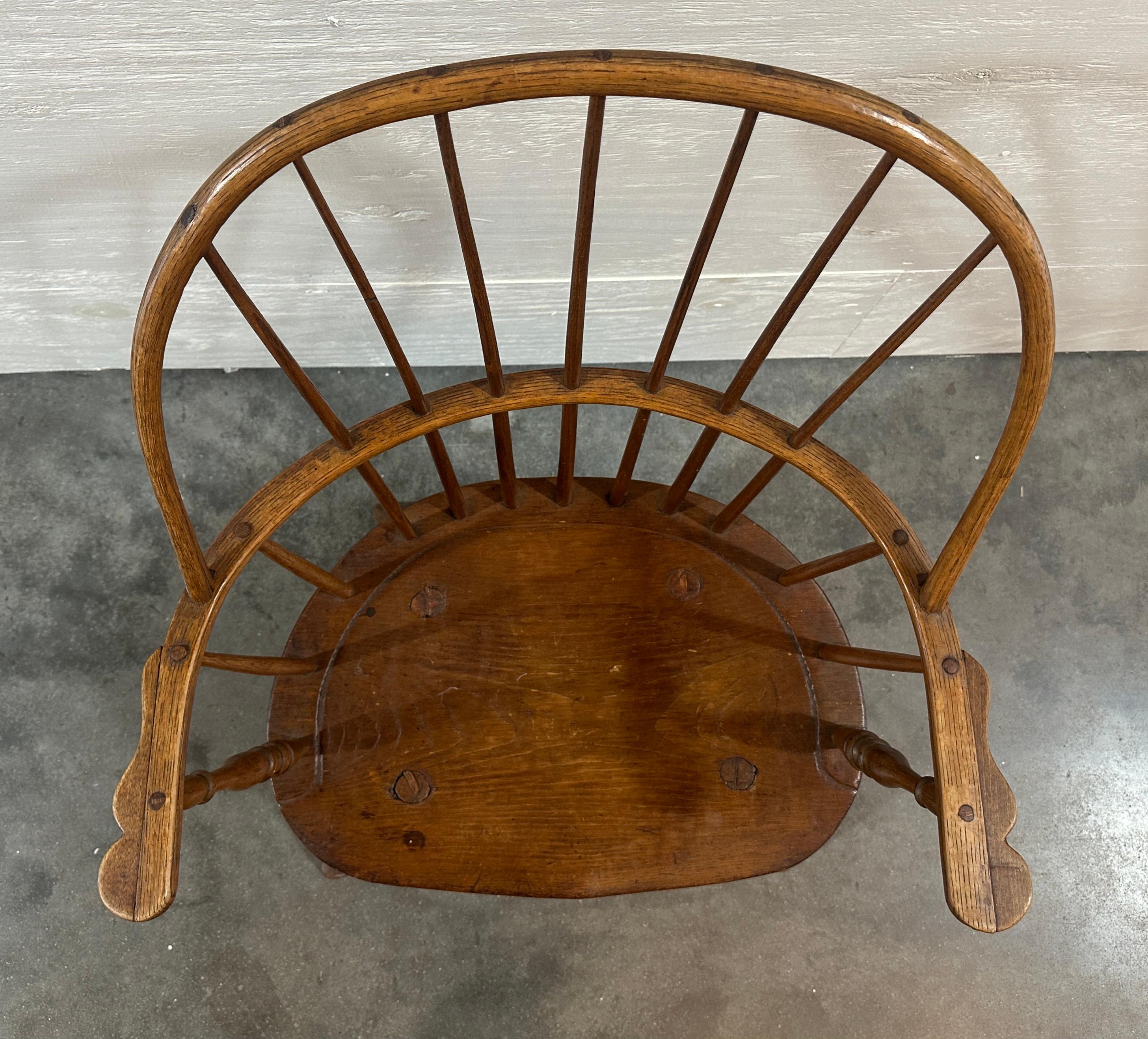 19thc Windsor Sack Back Arm Chair In Good Condition For Sale In Los Angeles, CA