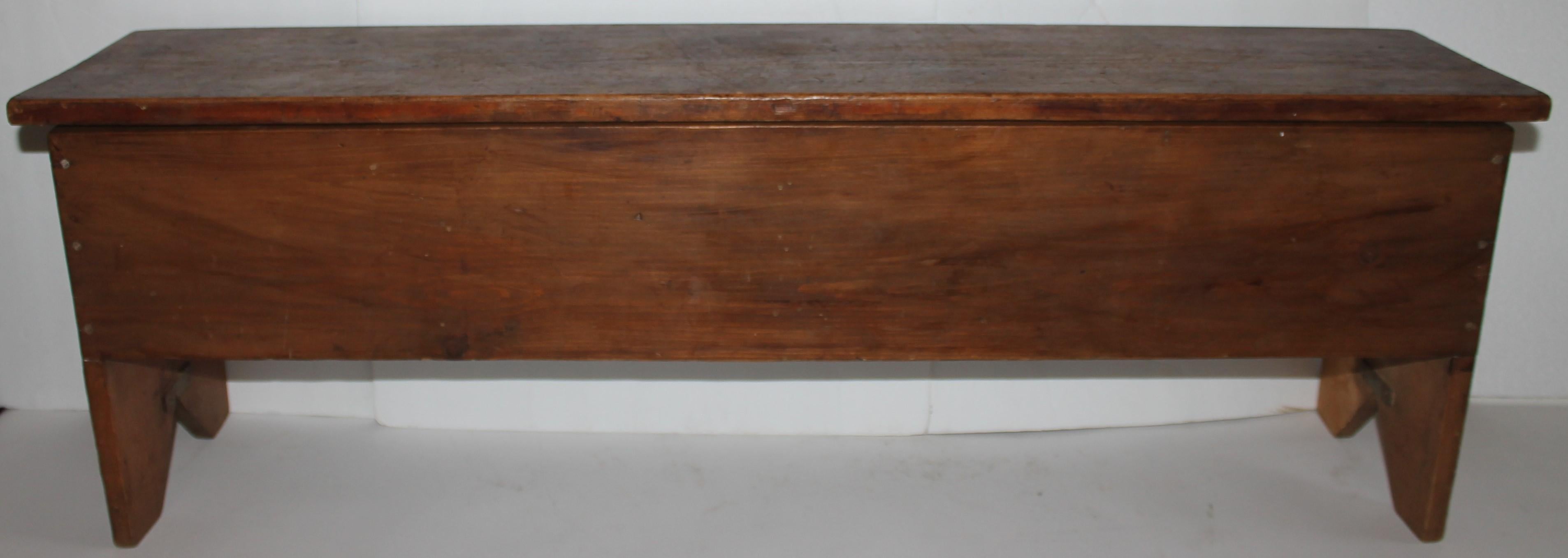 Bench & Bin Box aus Holz, 19. Jahrhundert (Adirondack) im Angebot