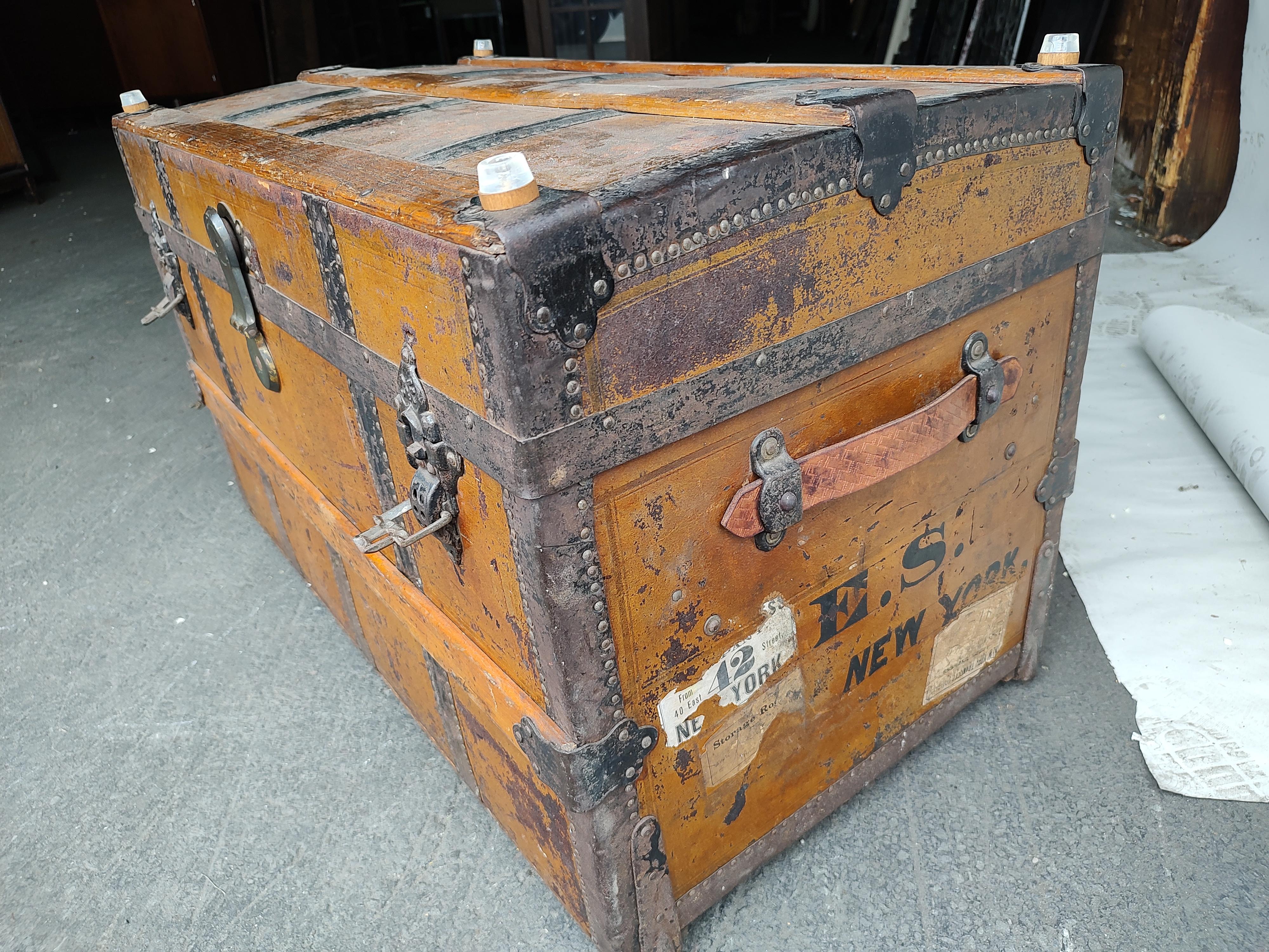 19thC Wooden Travel Trunk Storage & Cocktail Table Crouch & Fitzgerald New York For Sale 1