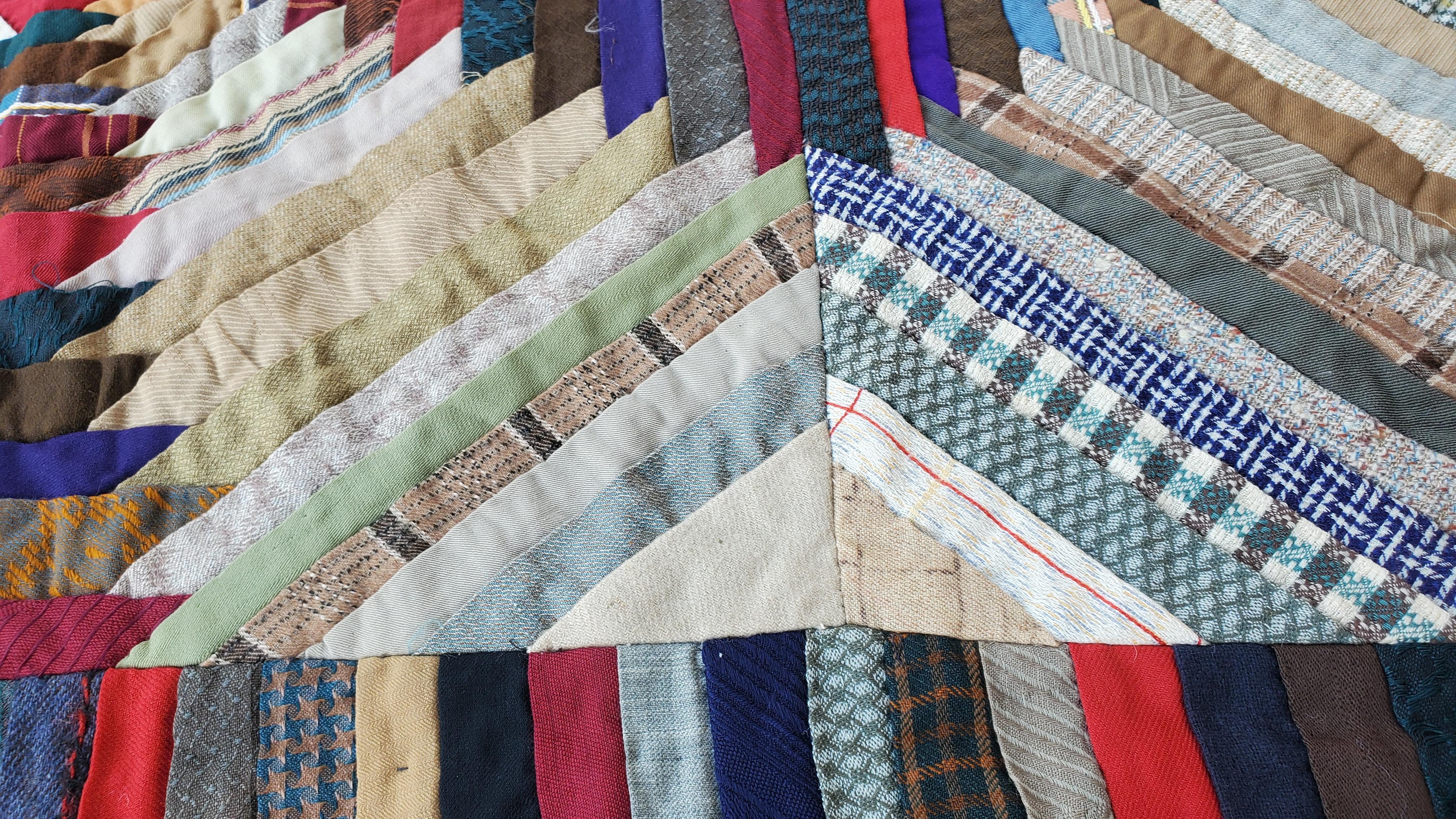 Hand-Crafted 19thc Wool Wind Mill Blades Log Cabin Quilt For Sale