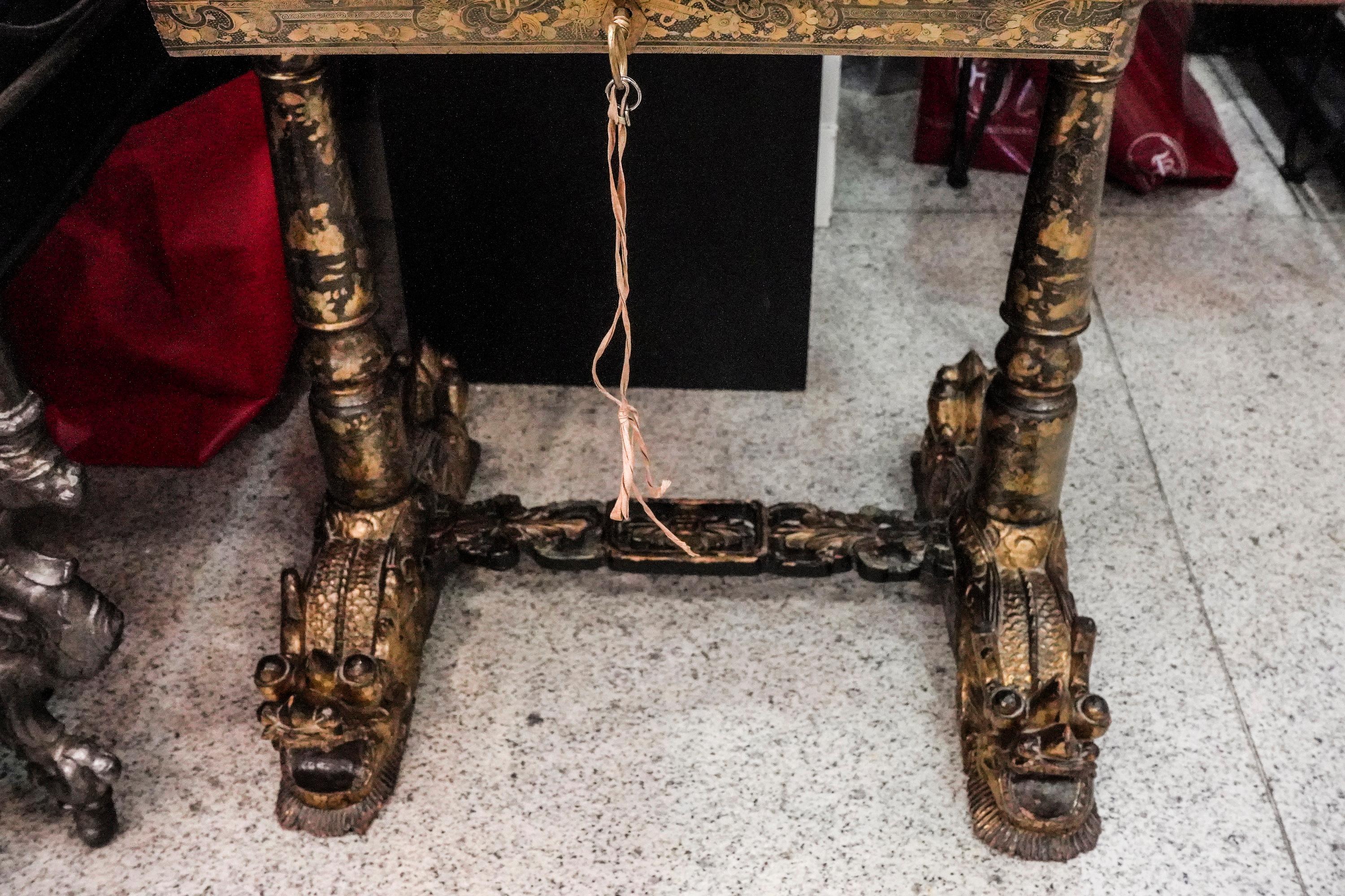 19th Century Chinese Black, Golded Lacquered Sewing Box and Writing Table 2