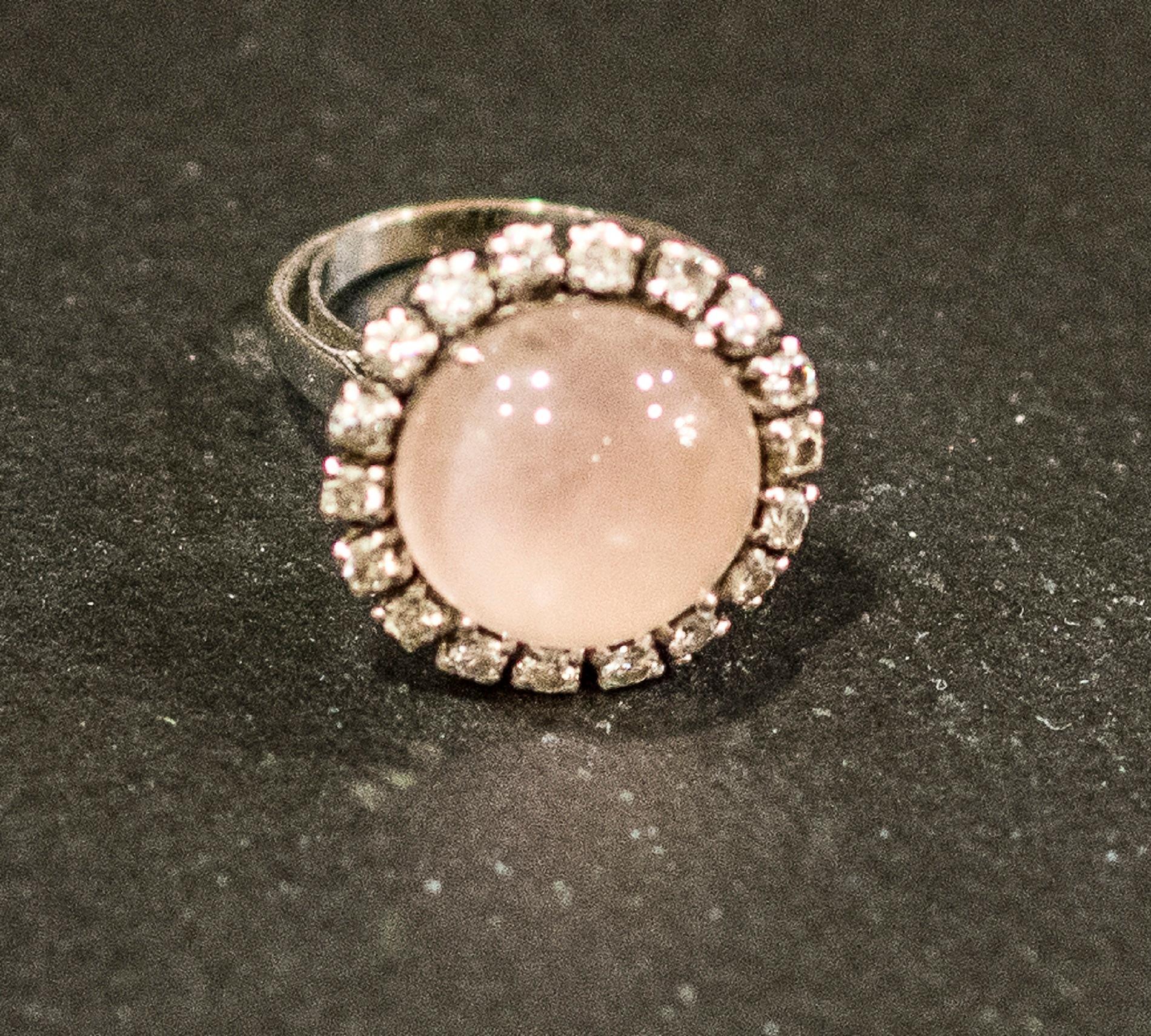 19th Century Pink Quartz-Diamonds Gold French Ring, circa 1880 In Good Condition In Valladolid, ES