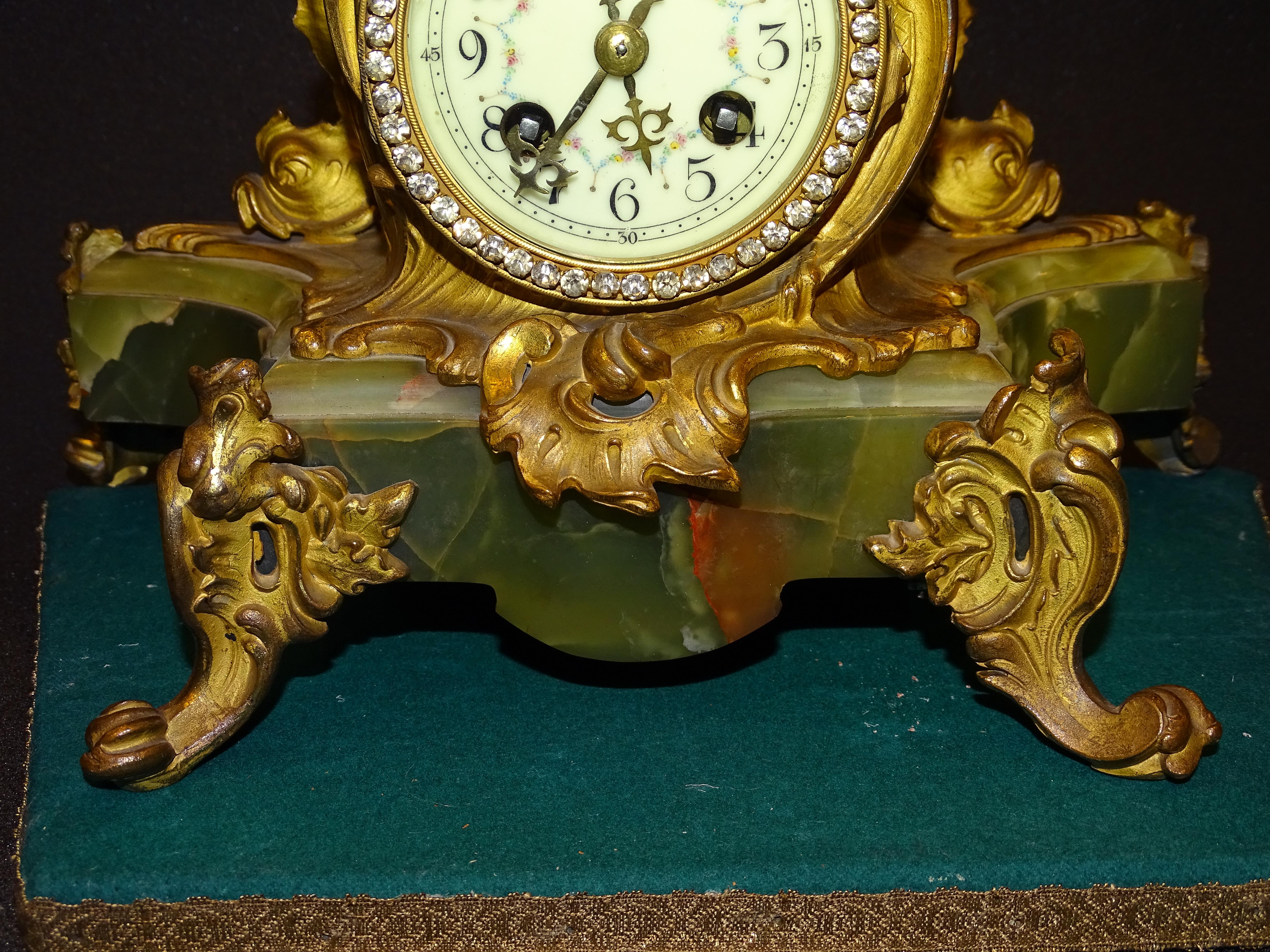 Bronze 19thcenturyfrench Mantelclock Sculpture Moureau, Bronce and Marble