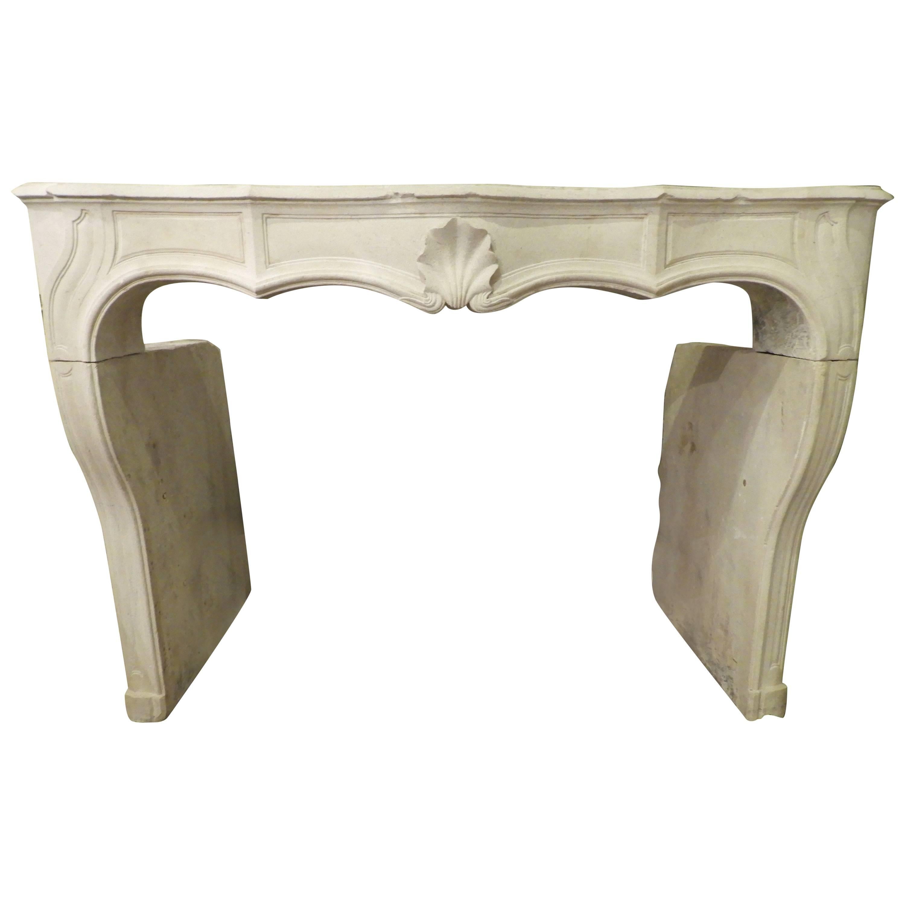 19the Century Hand-Carved Louis 15 Fireplace in Limestone For Sale