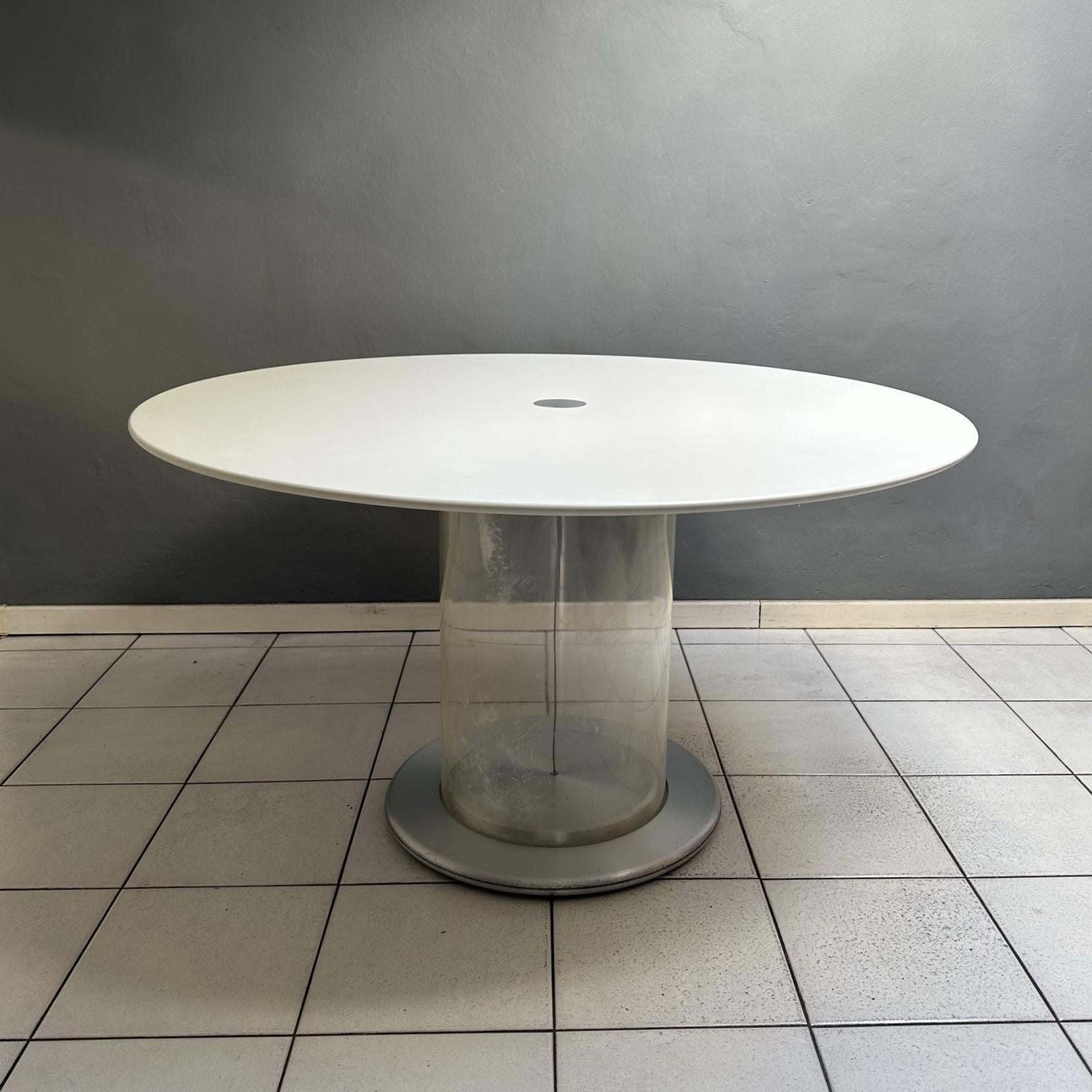 19thMid-Century Modern, round Eclissi Table, by Claudio Salocchi, white wood top In Good Condition In Milan, IT