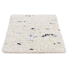 1'9"x1'9" Ivory, 100% Wool, Hand Knotted, Thick Chunky Texture, Square Rug