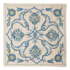 Cojín de seda bordado de 19 "x20". Funda de cojín hecha a mano. Cojín de encaje azul