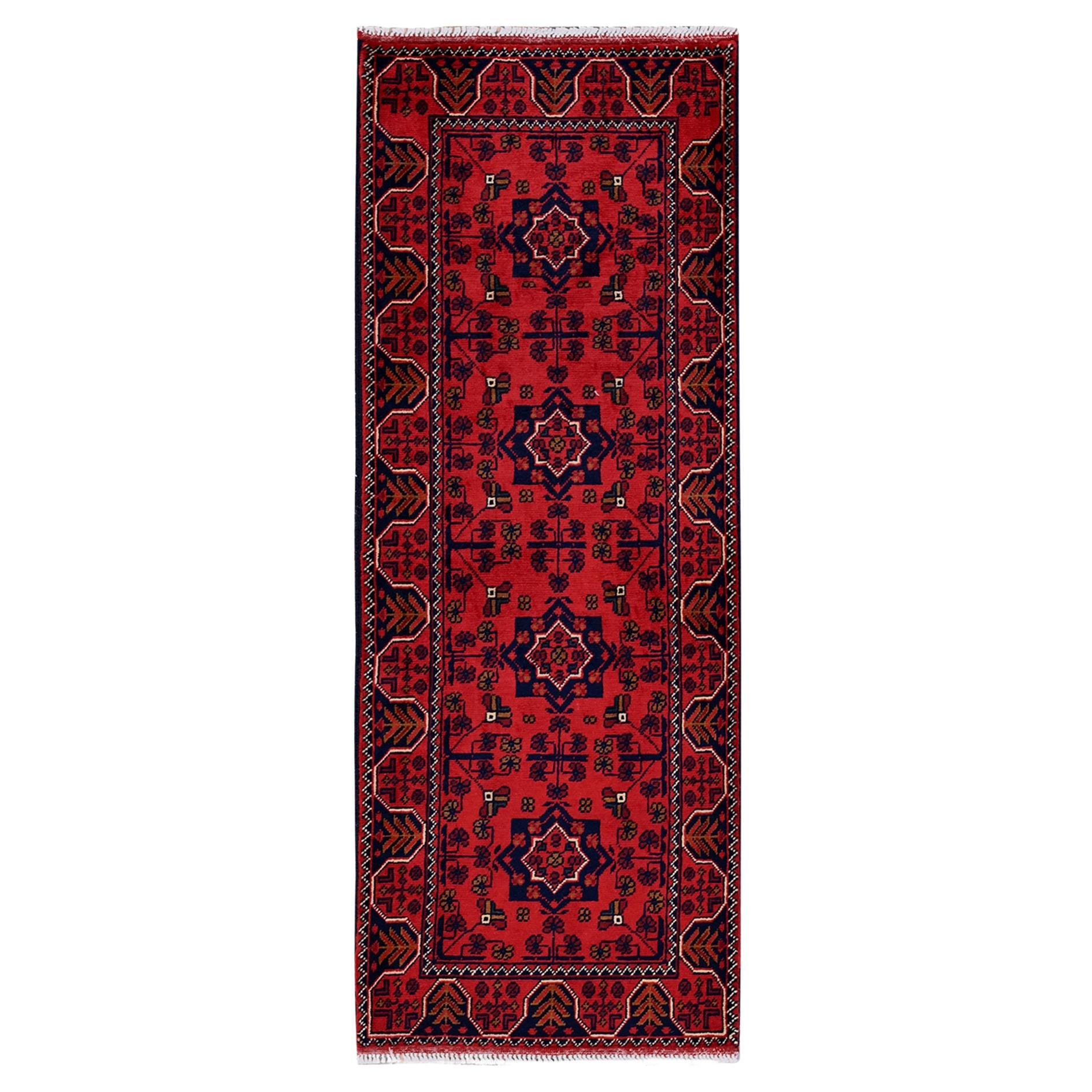 1'9 "x4'8" Rouge Afghan Khamyab Motif géométrique Laine douce Tapis de course noué à la main