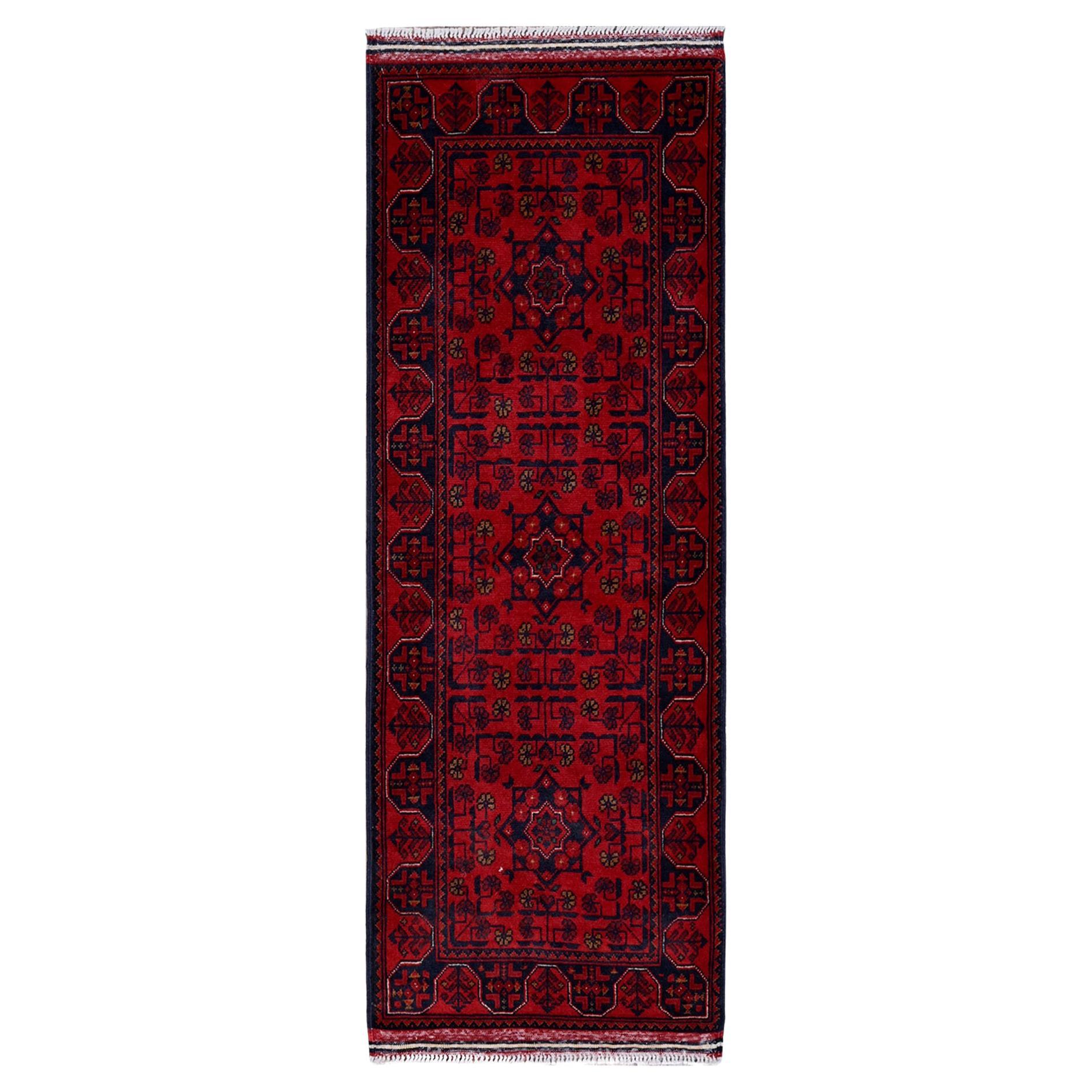 1'9 "x4'9" Rouge Laine Douce Afghan Khamyab Motif Géométrique Tapis de Course Noué à la Main