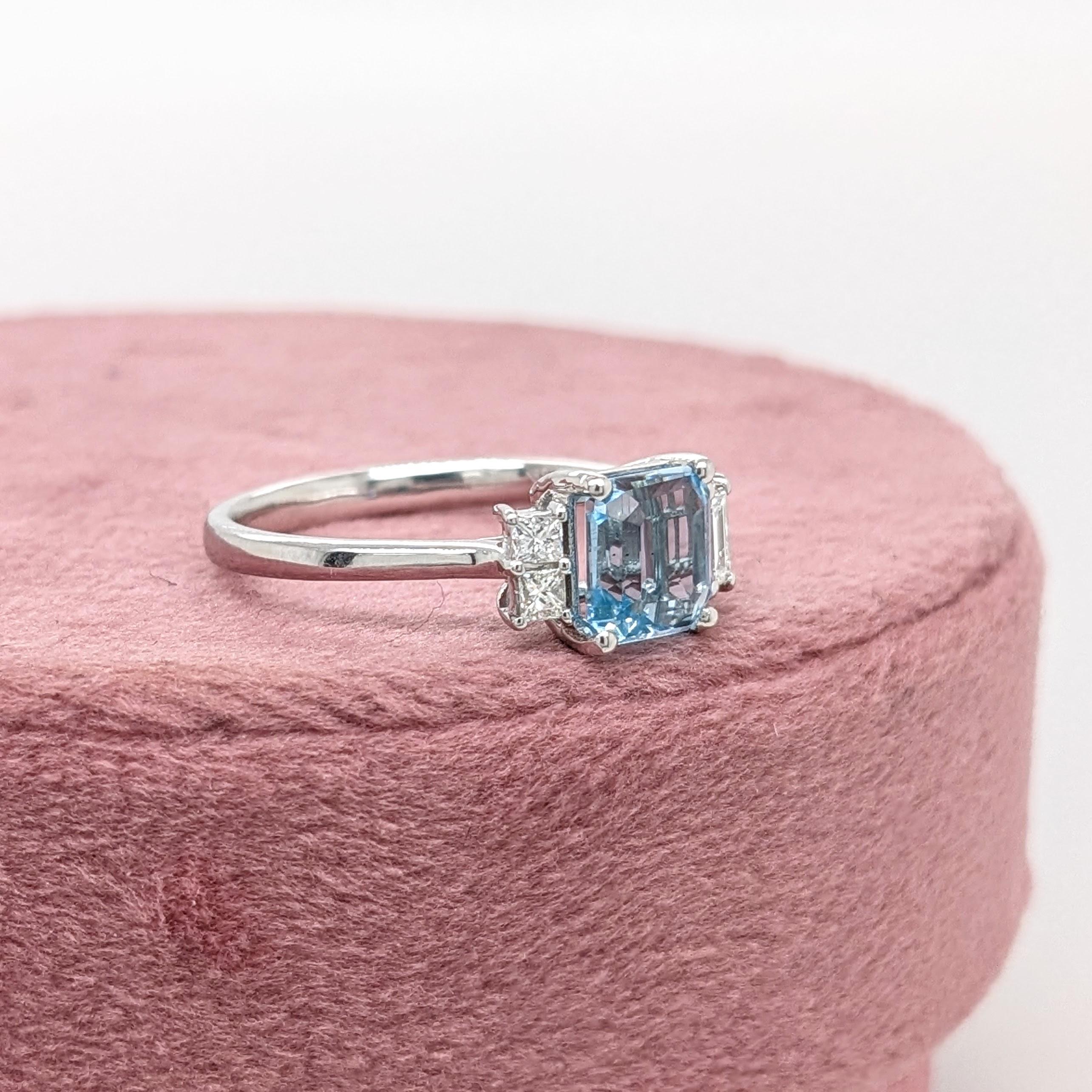 1ct Aquamarine Ring w Earth Mined Diamond in Solid 14K White Gold EM 6.5x5.5mm In New Condition For Sale In Columbus, OH