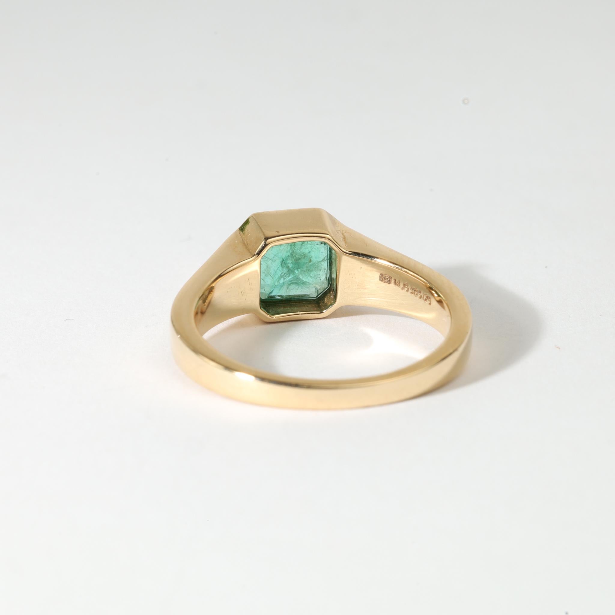 Taglio Asscher Anello con smeraldo naturale taglio Asscher da 1ct in oro giallo 18K - Fascia unisex in vendita
