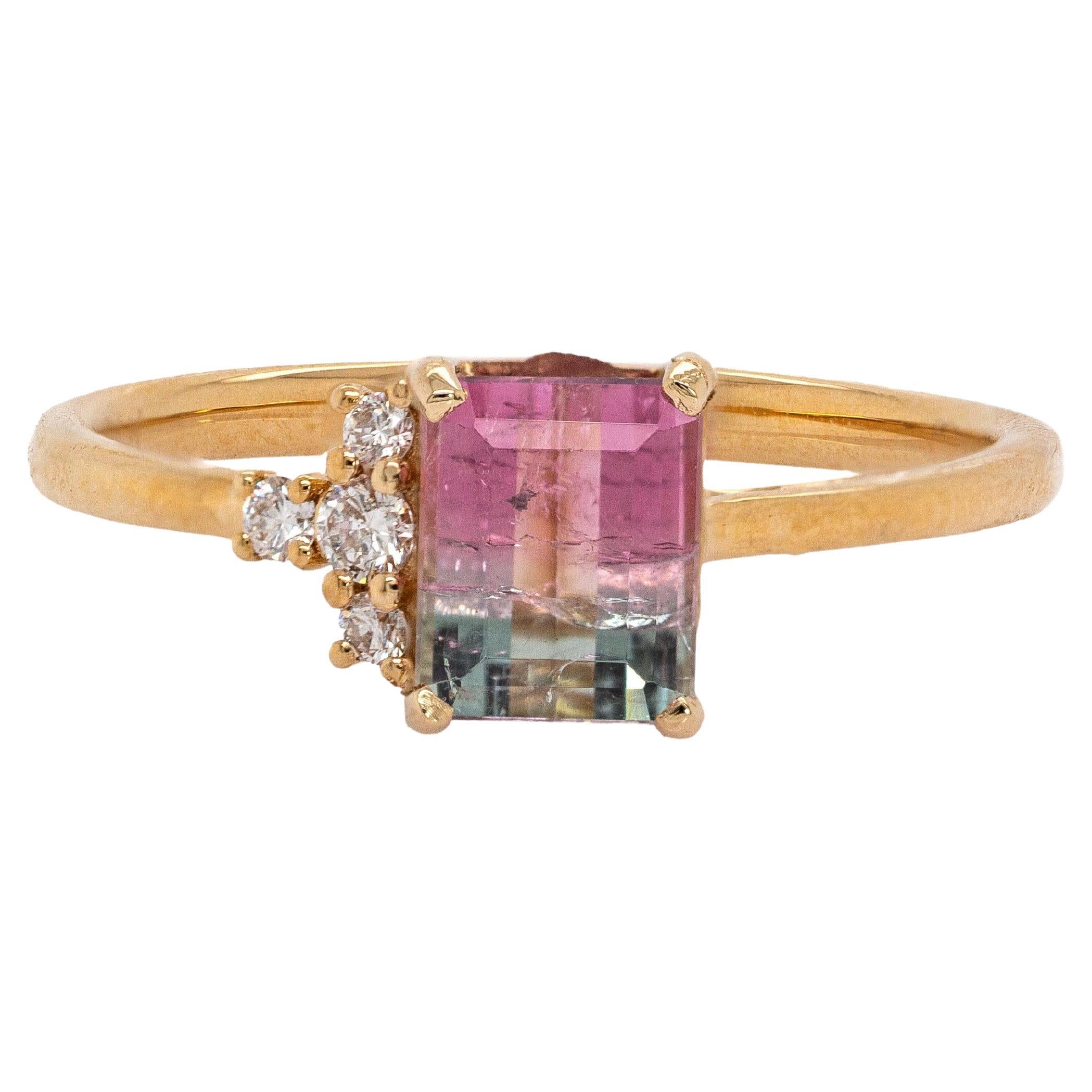 Anello in oro massiccio 14K con tormalina bicolore e diamanti accentati estratti dalla terra, 1ct in vendita