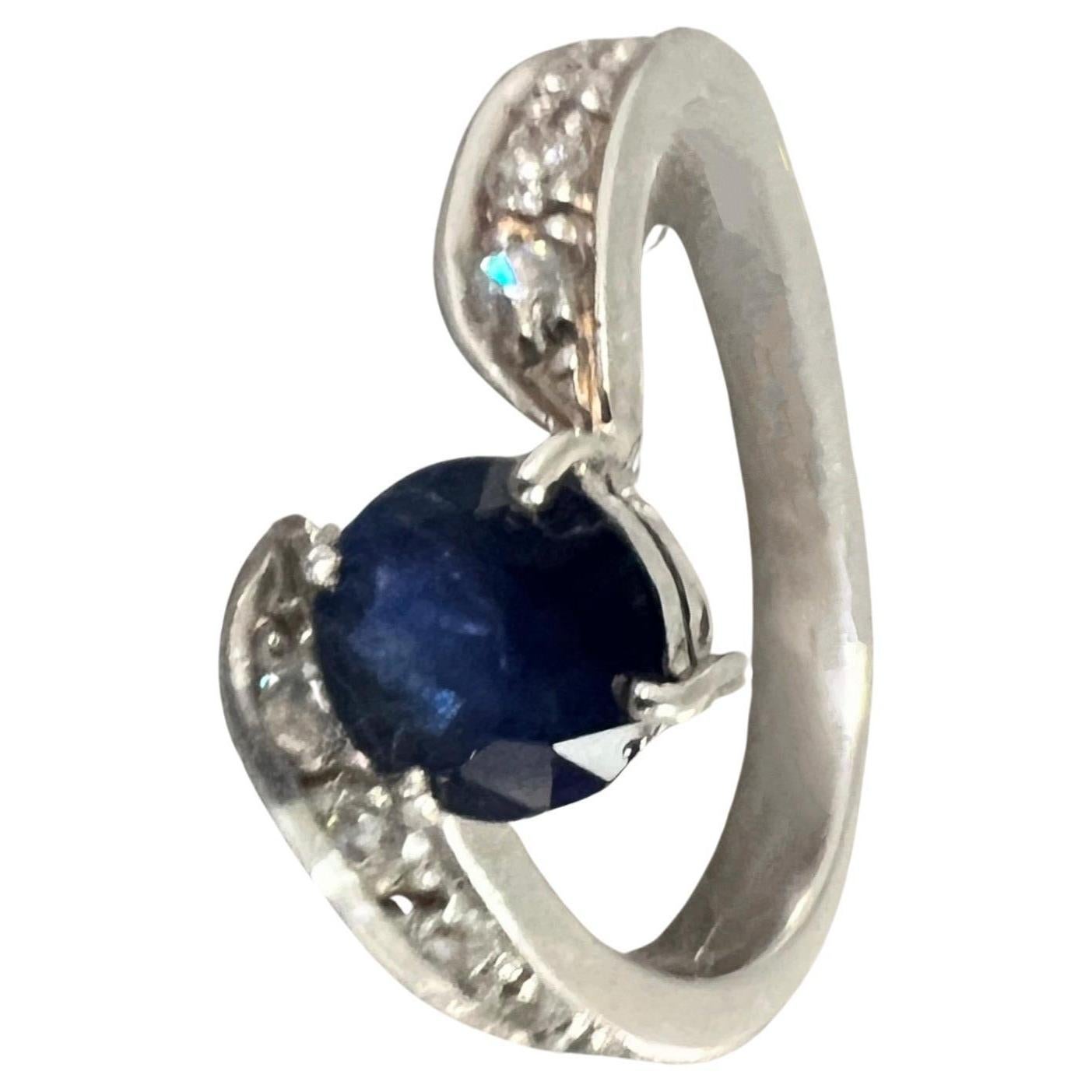 NO RESERVE 1ct BLUE AND WHITE SAPPHIRE Ring For Sale 1