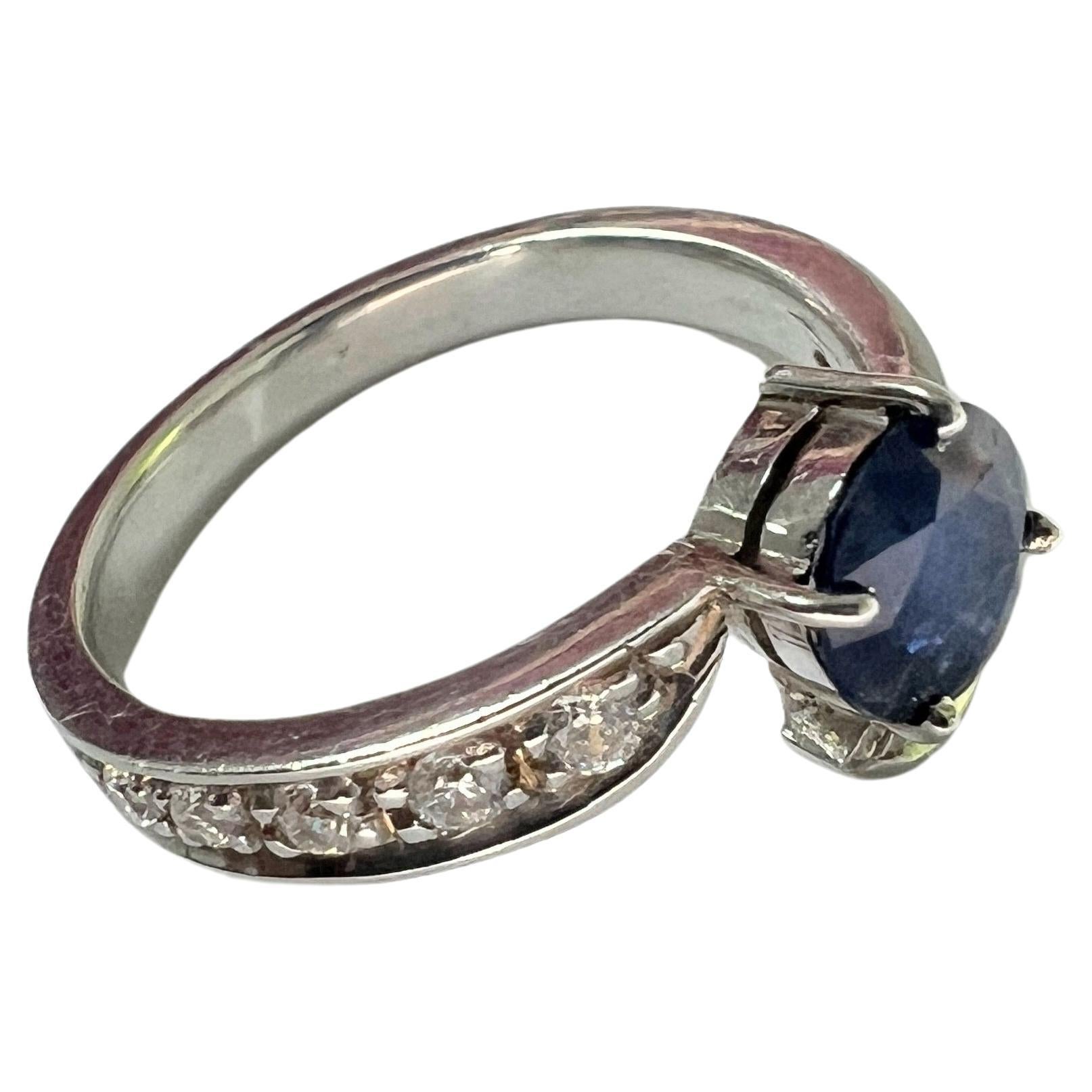Bague saphir bleu et blanc 1 carat Pour femmes en vente