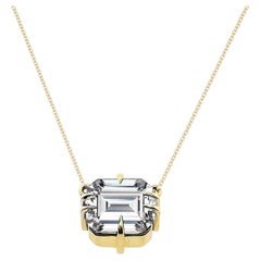 1ct Bold Emerald cut Diamond (FSI) Icon pendant in 18ct Gold with matching Chain