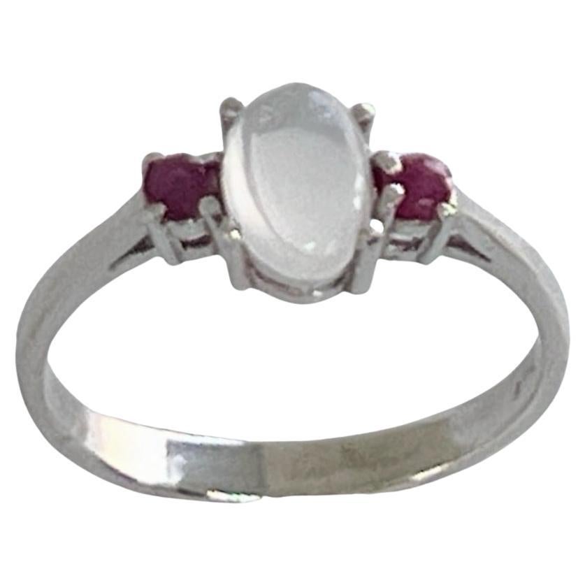 EGL Certified 1ct Moonstone and Ruby Cocktail Ring In New Condition For Sale In Sheridan, WY