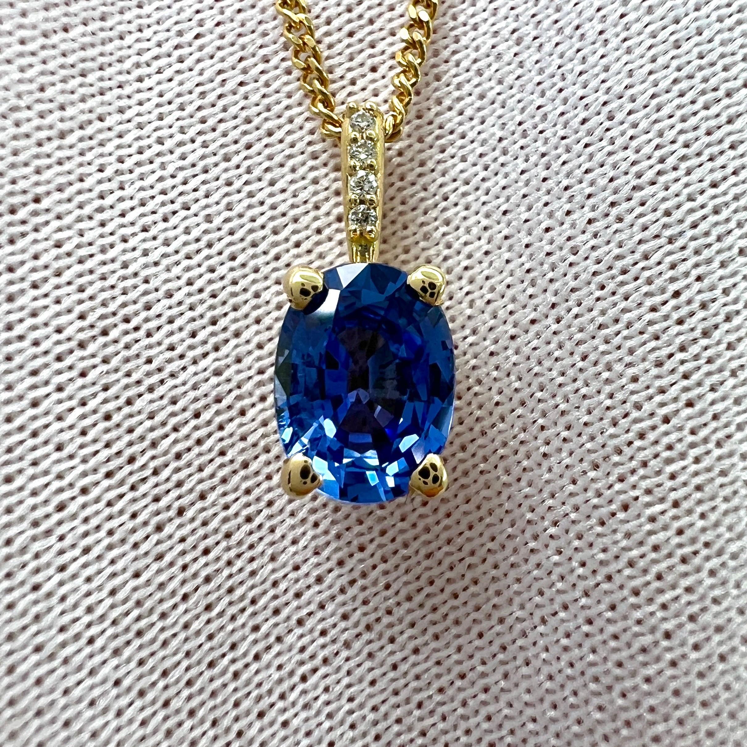 Fine Cornflower Blue Ceylon Sapphire & Diamond 18k Yellow Gold Pendant.

1.00 Carat sapphire with a fine vivid cornflower blue colour and very good clarity. A very clean stone with only some very small natural inclusions visible when looking