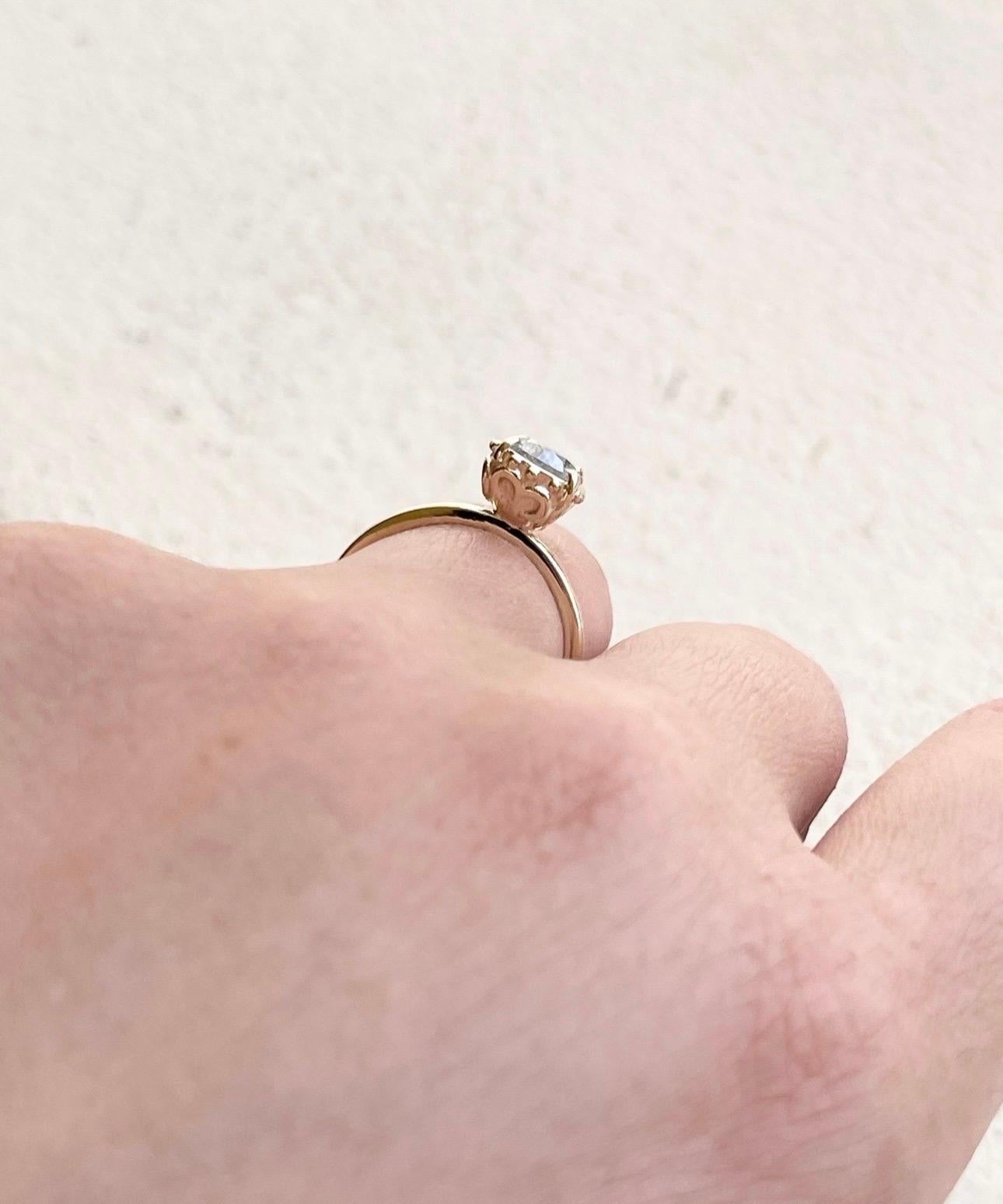 Bague vintage en or jaune 18 carats gravée à la main avec diamants 1 carat Neuf - En vente à Boca Raton, FL