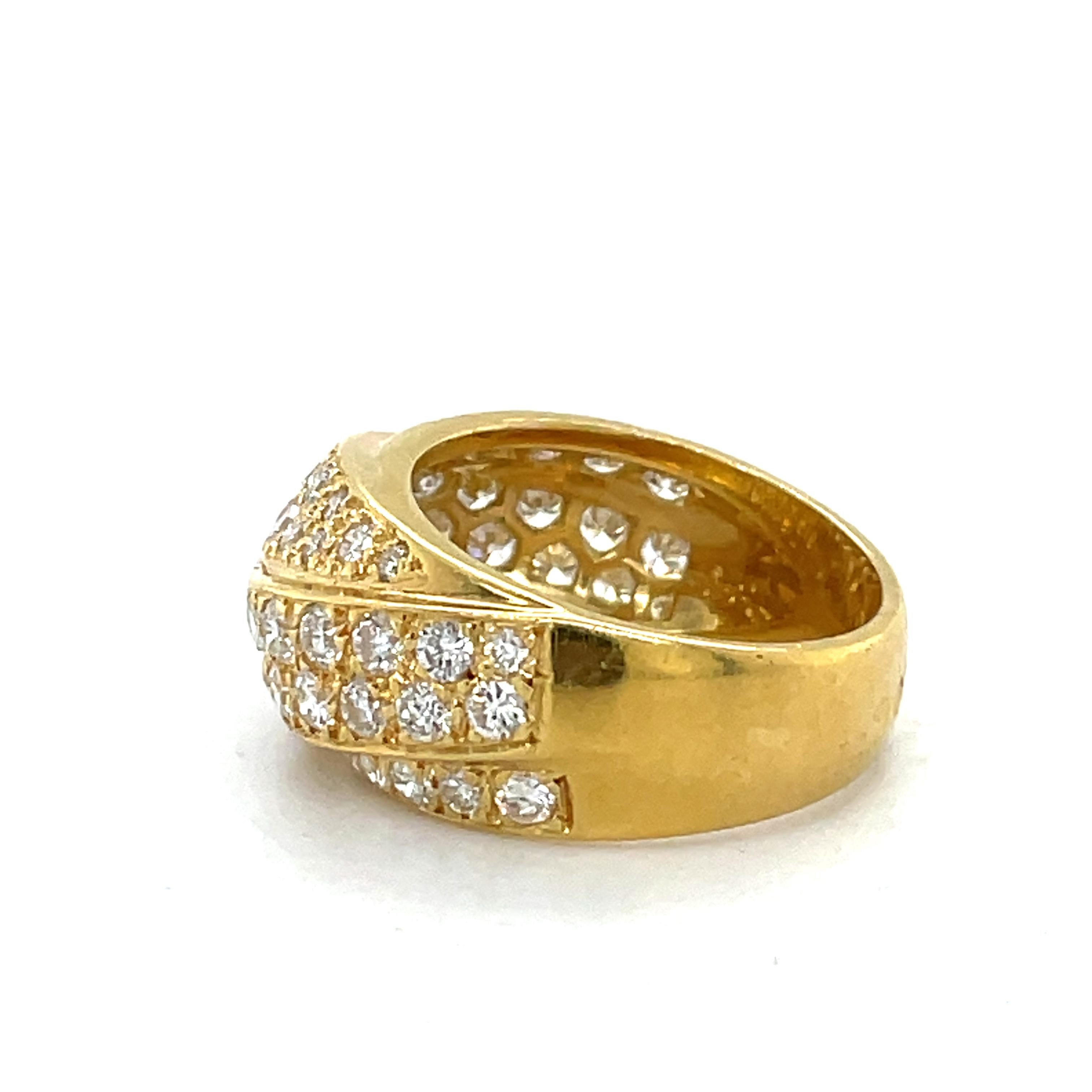 Taille brillant 1CT Diamonds Statement ring, 18K yellow gold chunky ring, Crisscross Dome ring en vente