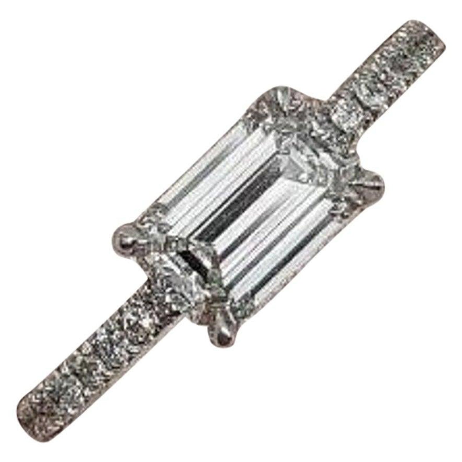 1CT Smaragdschliff Moissanit Ring 925 Sterling Silber Moissanit Ring Geschenk für Sie im Angebot