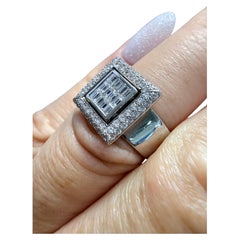 1ct Fashion Diamond ring 18KT gold geometric design