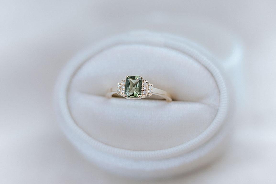 For Sale:  1ct green sapphire and diamonds ring 2