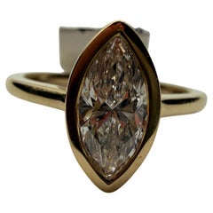 Anello di fidanzamento con castone di diamanti 1ct Marquise minimalista VS2 G